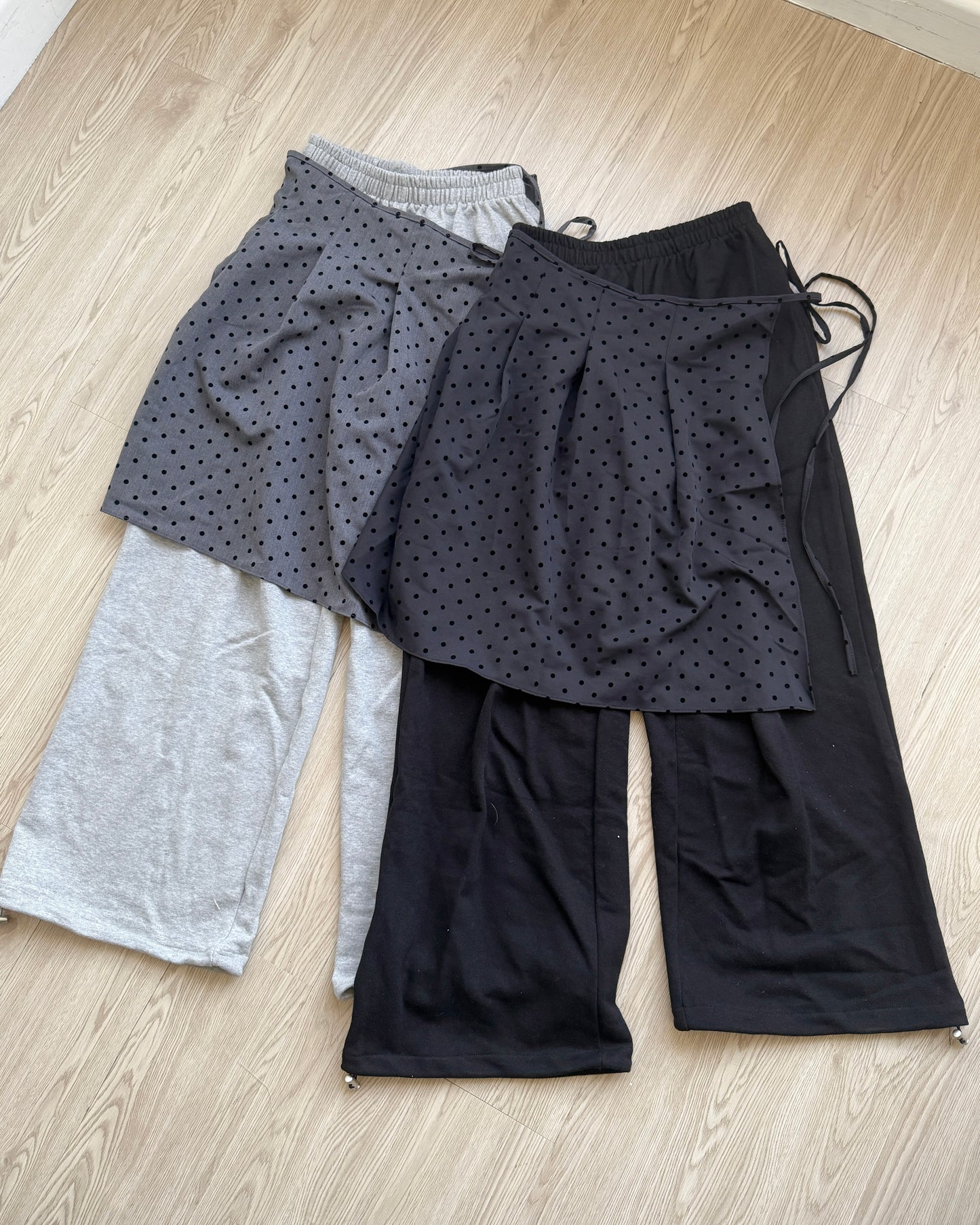 PT074 Polka Dot Warp Pants - Gray | Black