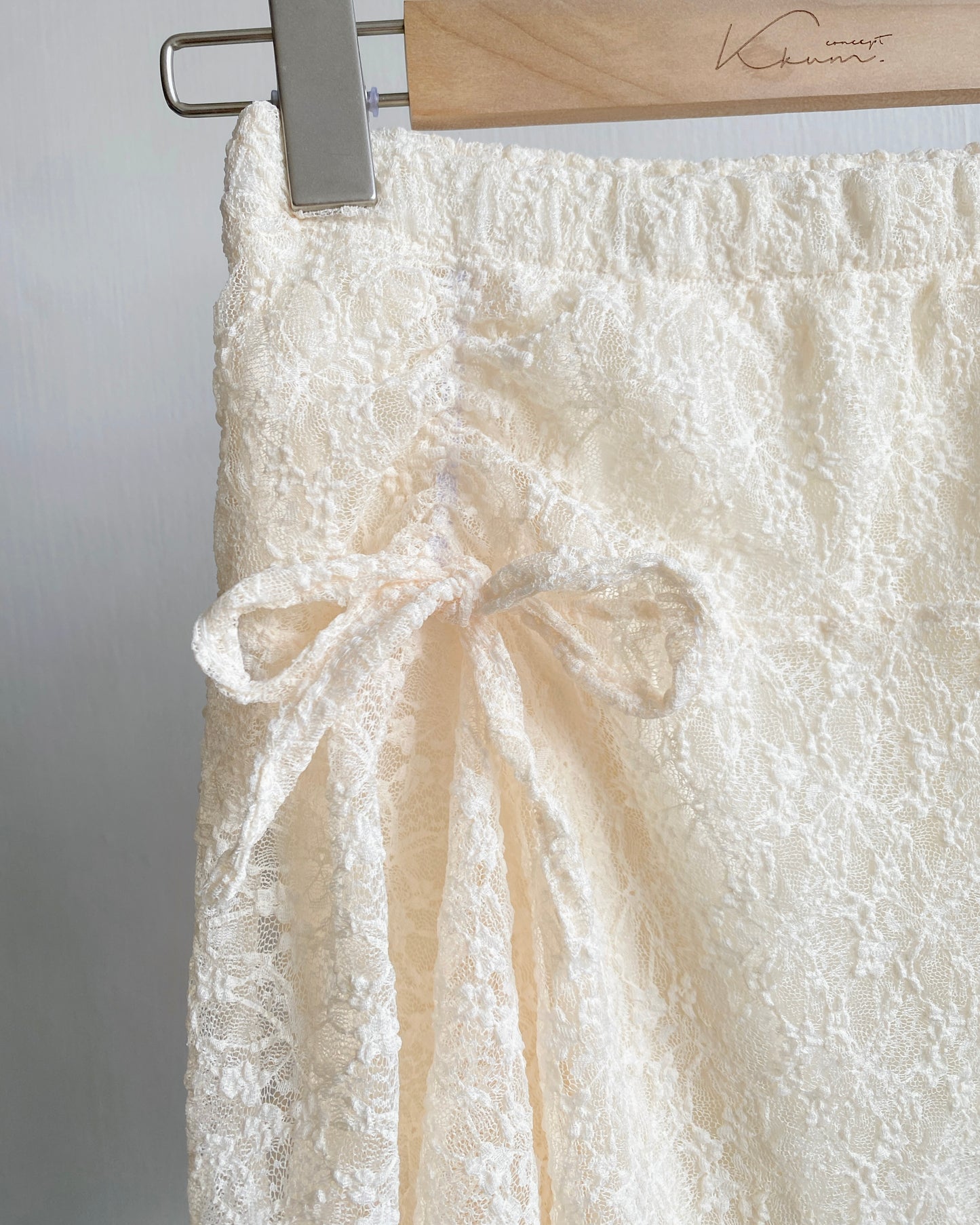 SK188 Lace Skirt - Ivory | Gray