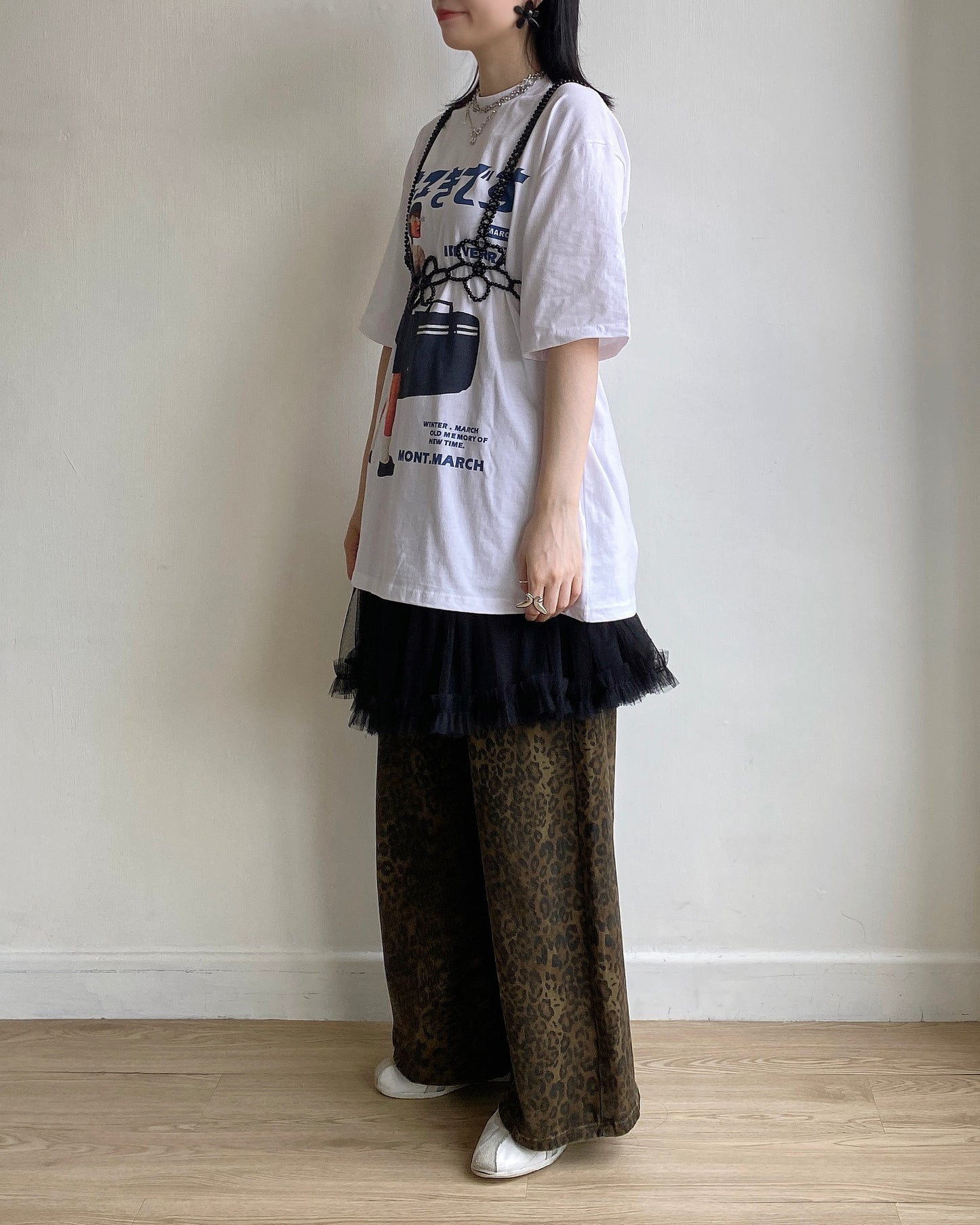 TP521 Oversize Print TEE - White | Gray | Black