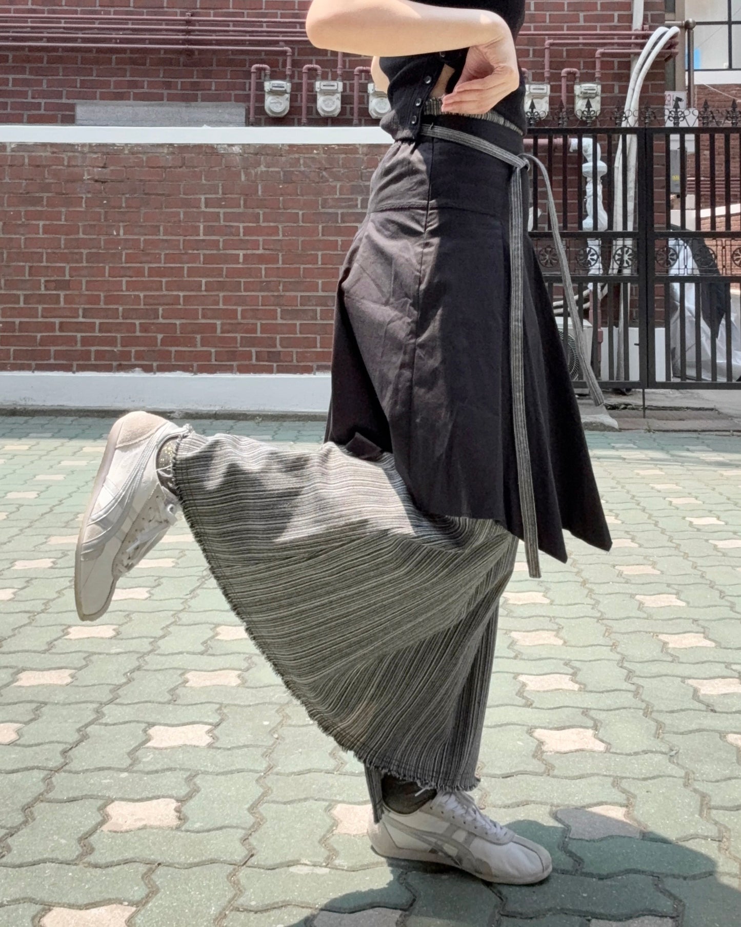 現貨 SK193 Long Denim Skirt - Blue | Black