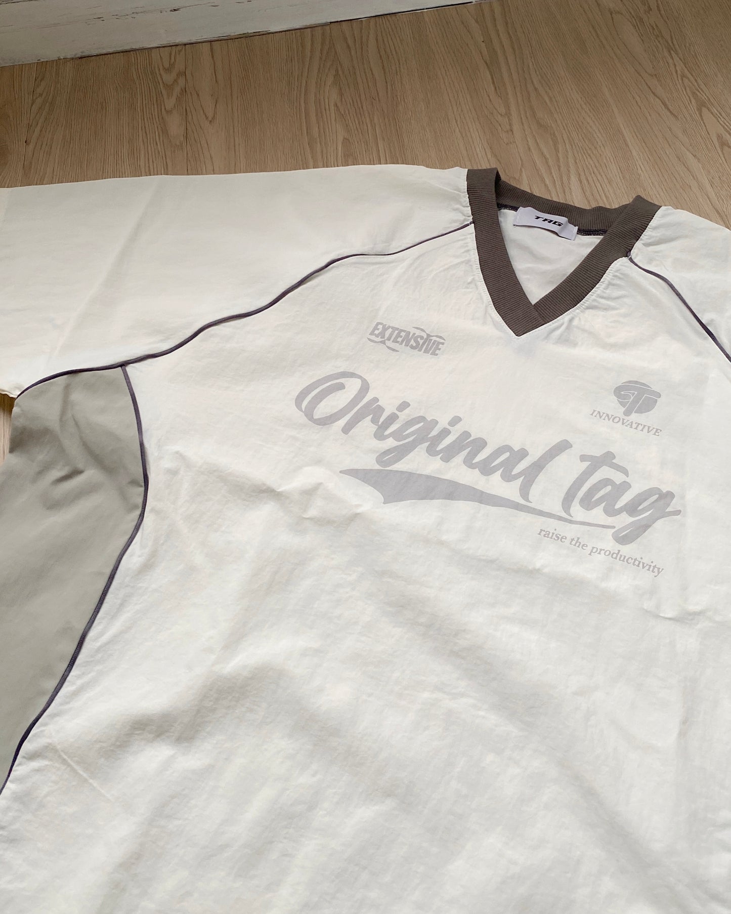 TP515 Unisex Nylon TEE - Ivory | Black
