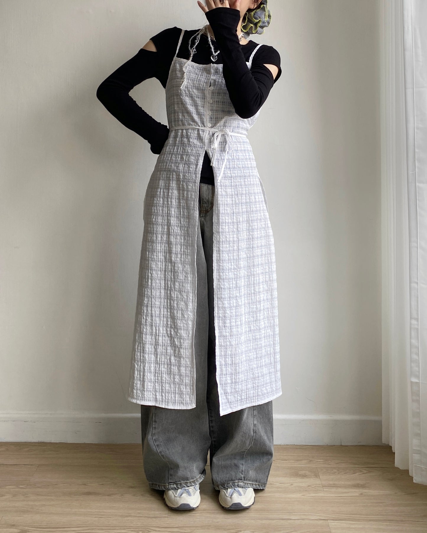 TP511 Cut-Out Top - Gray | White | Black