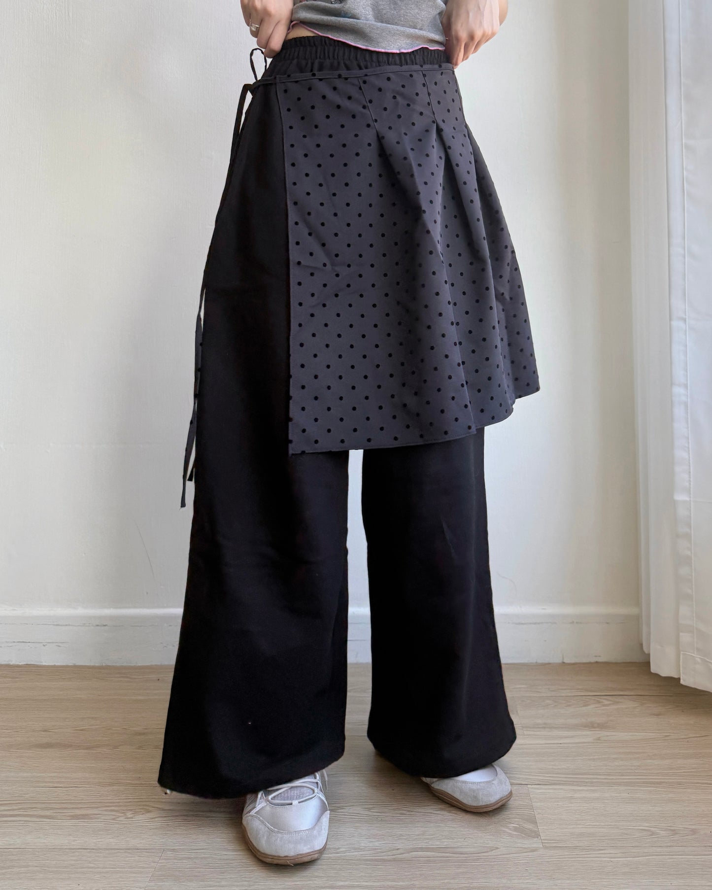 PT074 Polka Dot Warp Pants - Gray | Black