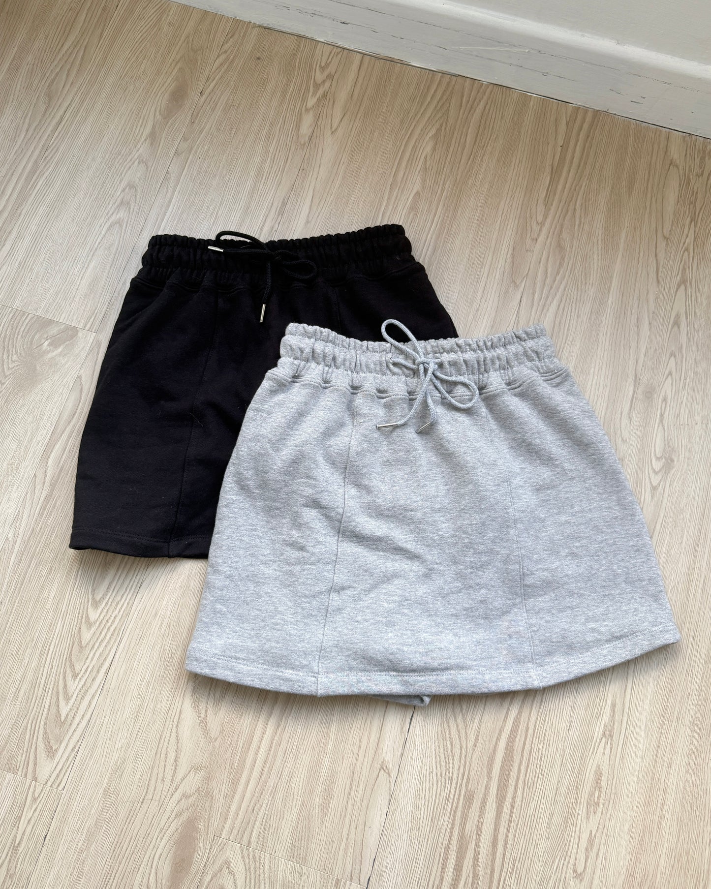 SP019 Pintuck Skort - White | Gray | Black