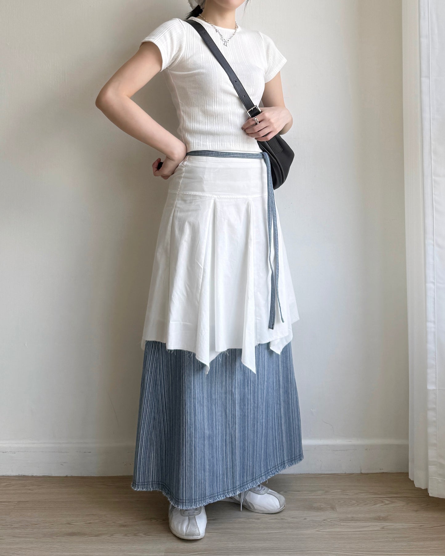 現貨 SK192 Ami Cut-out Midi Skirt - Khaki | White | Black
