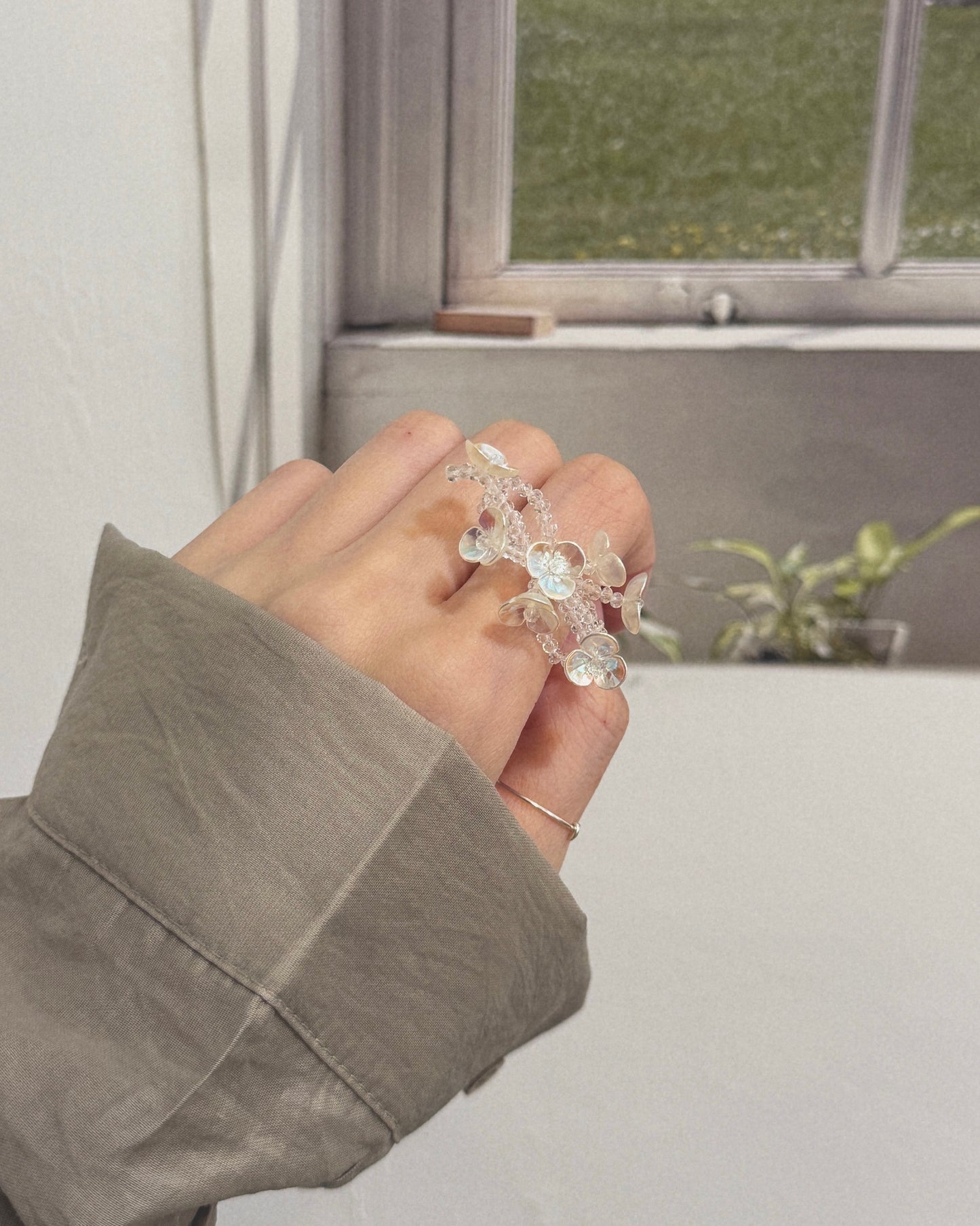 KA398 FAFA Ring - Black | Ivory