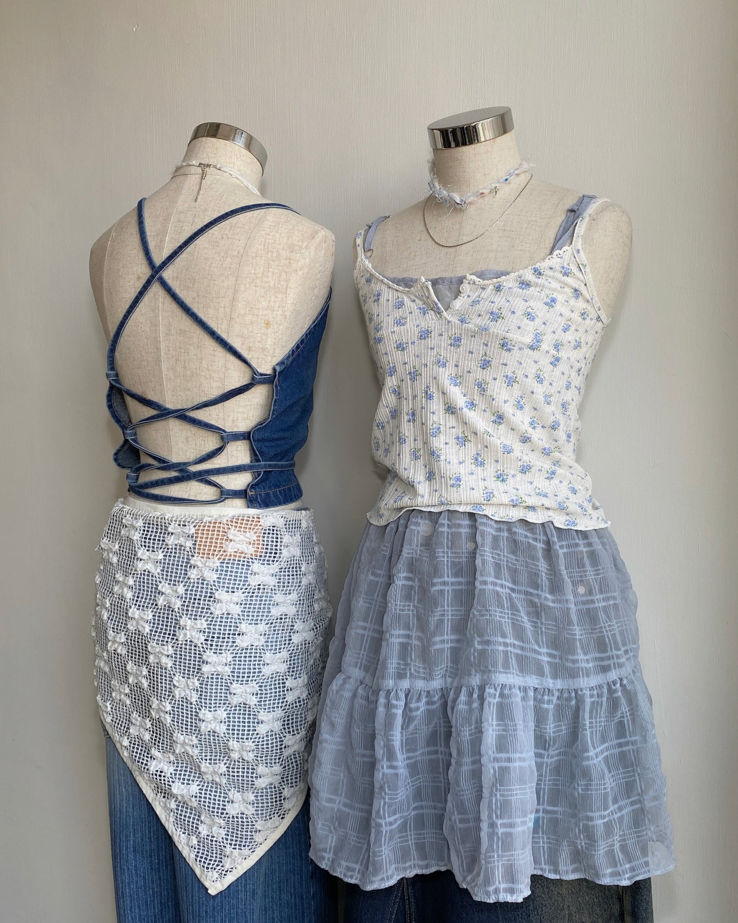 VT256 Lavender Sleeveless - Blue | Yellow
