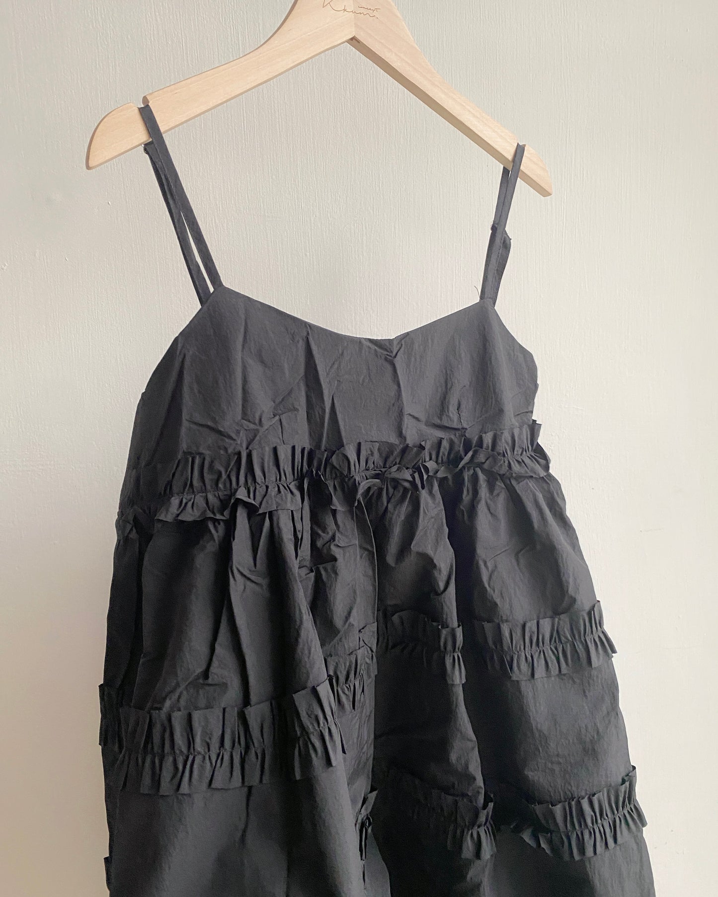DS273 Balloon Frill OPS - Ivory | Black