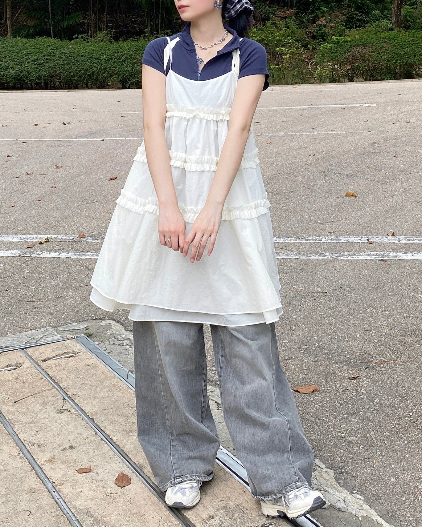 DS273 Balloon Frill OPS - Ivory | Black