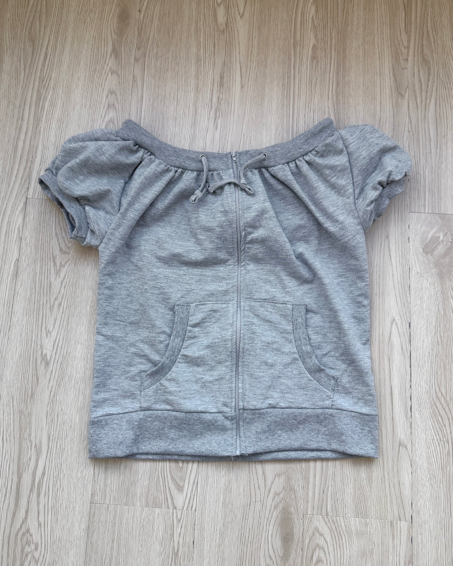 TP535 ZIP-UP Top - Gray
