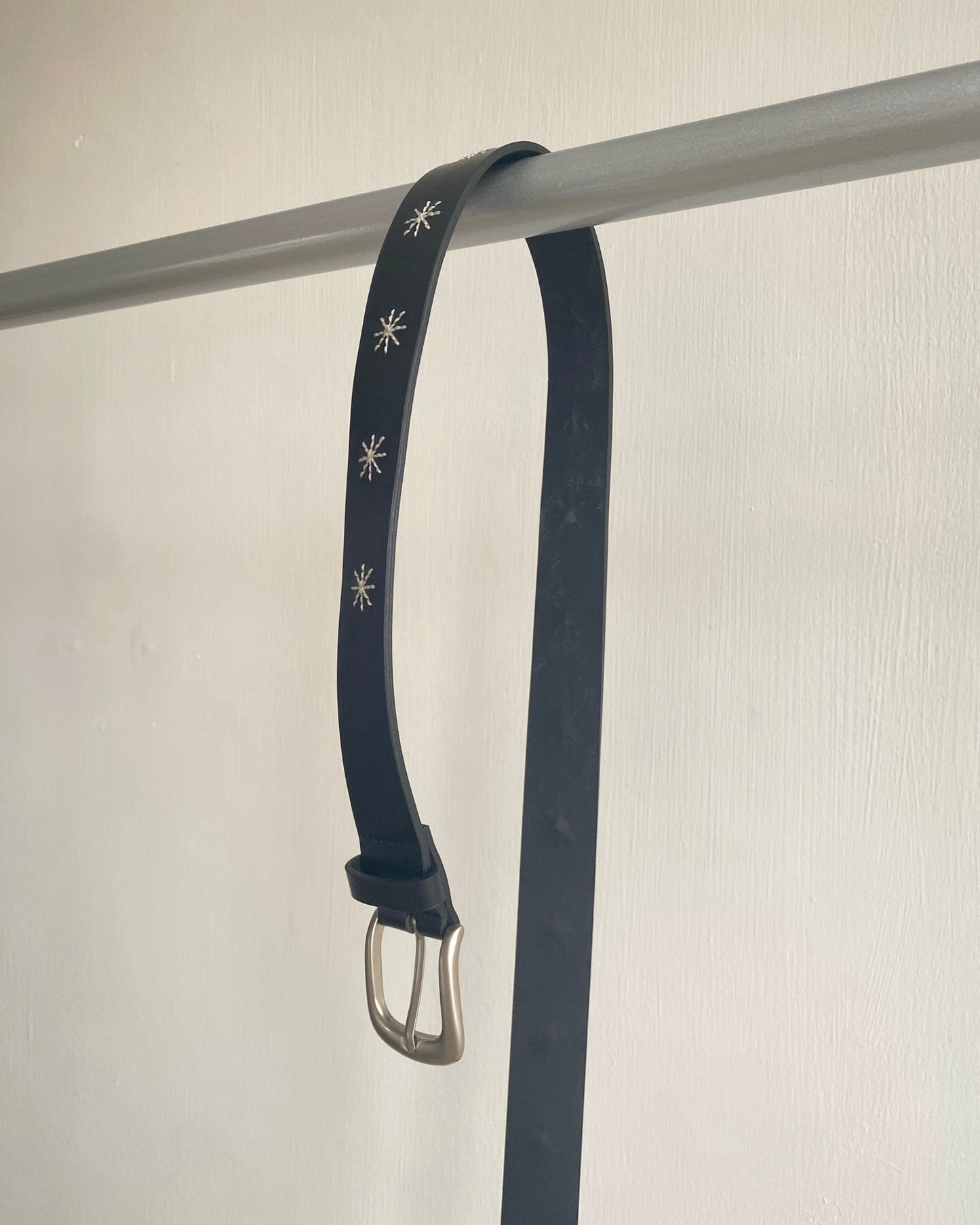 KA350 Embroidered Belt - Black | Brown
