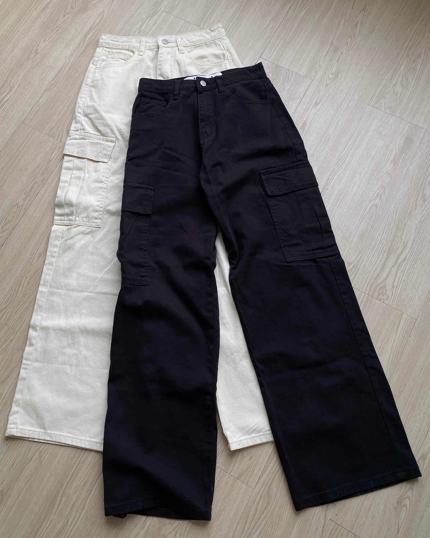 現貨 PT070 Cargo Pants - Ivory | Black