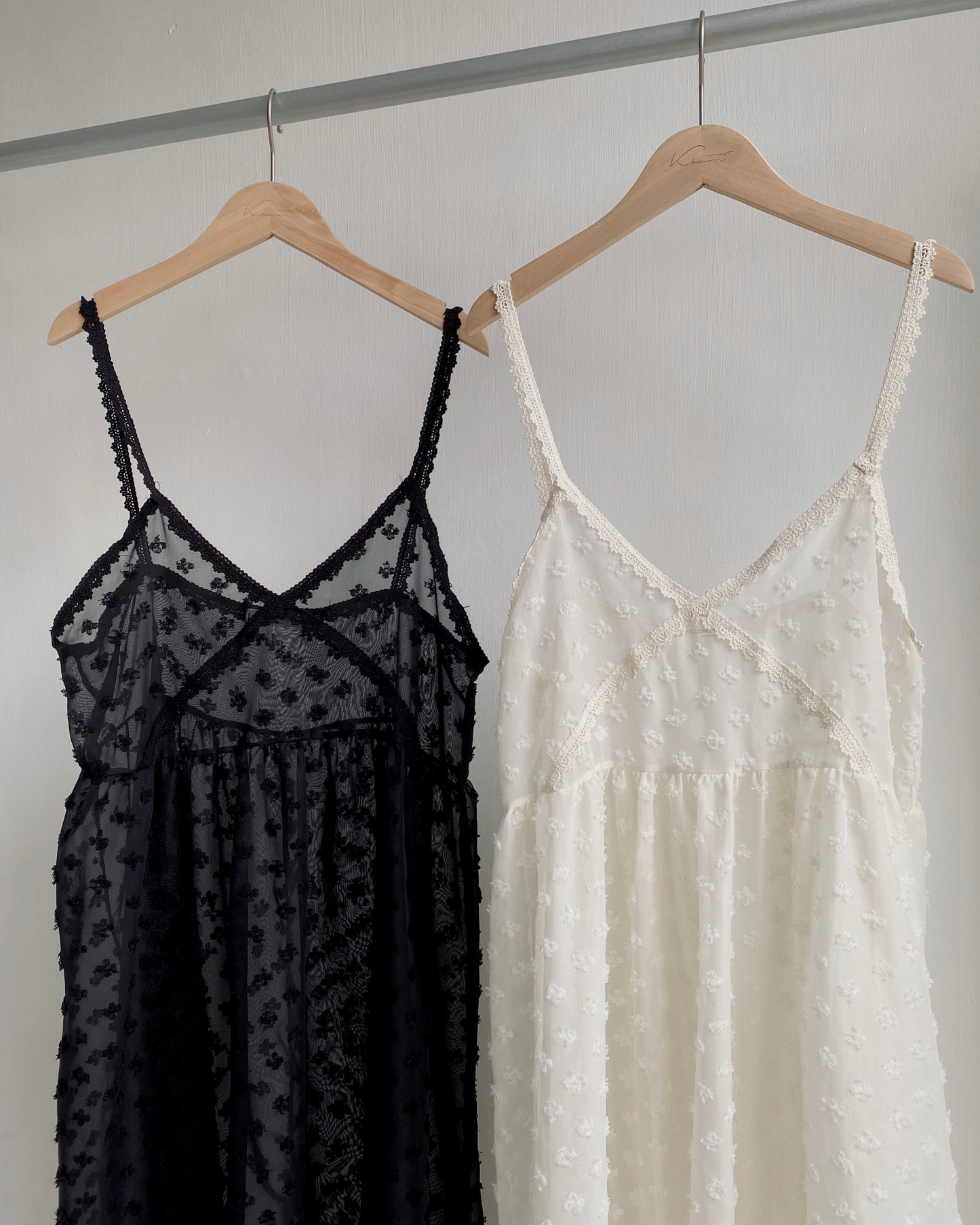 DS262 FAFA OPS - Ivory | Black