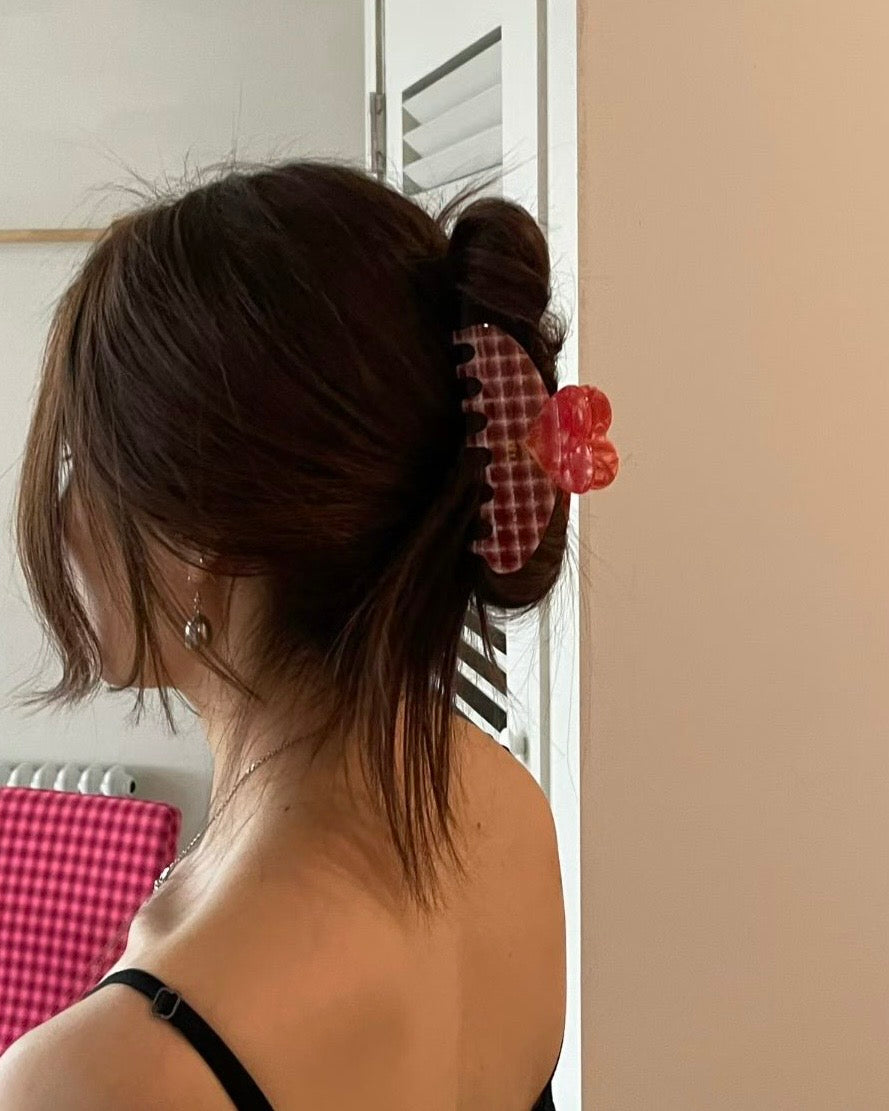 KA438 Heart Claw Clip