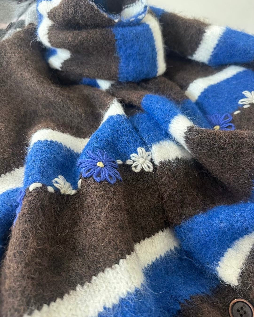 Preorder 🌸 CD054 Floral Muffler Knit - Gray | Brown