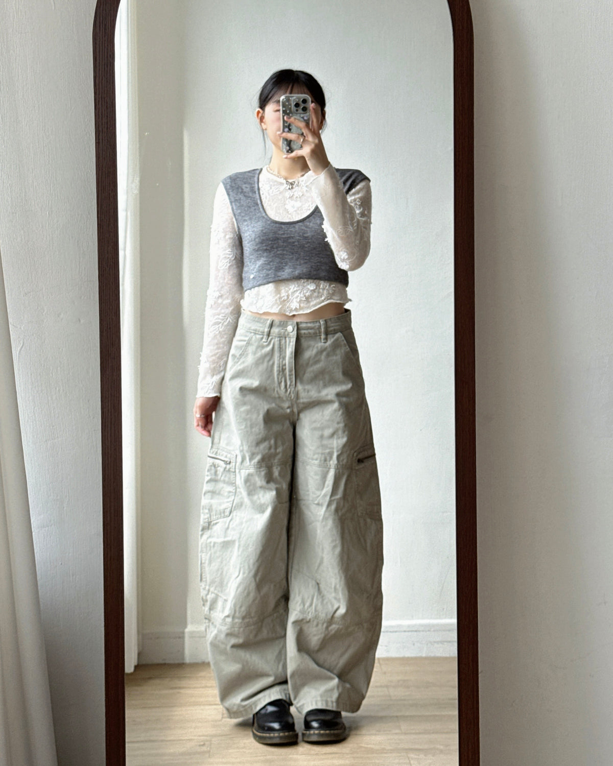 (~3/11🛎️新品優惠) TP626 Floral Sheer Knit Top - Ivory
