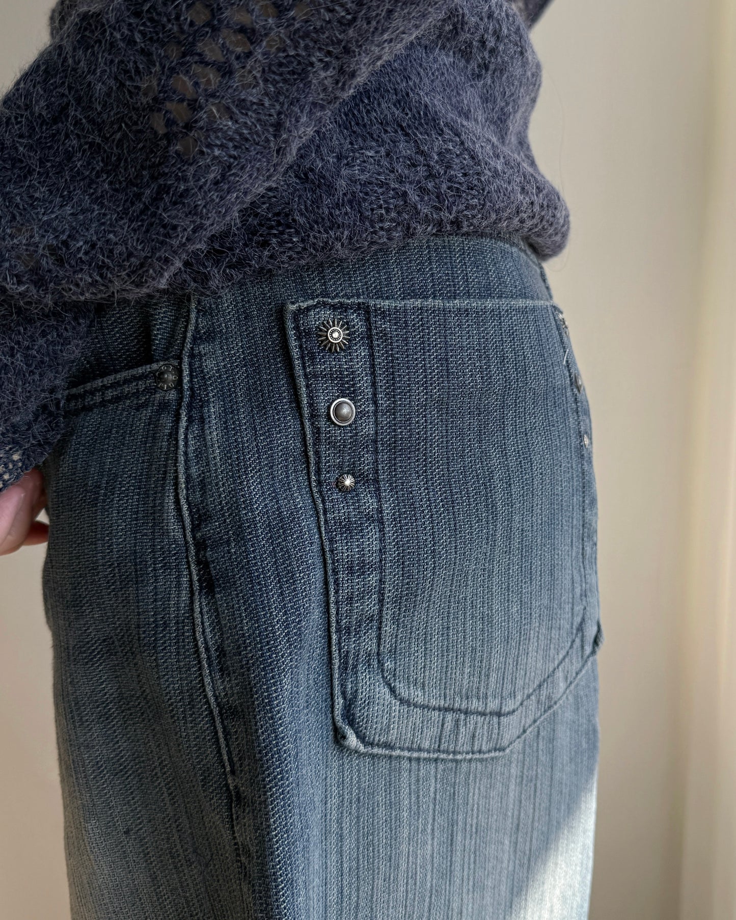 JN063 [ OOTJ ] Vintage Mid-Wash Wide Jeans