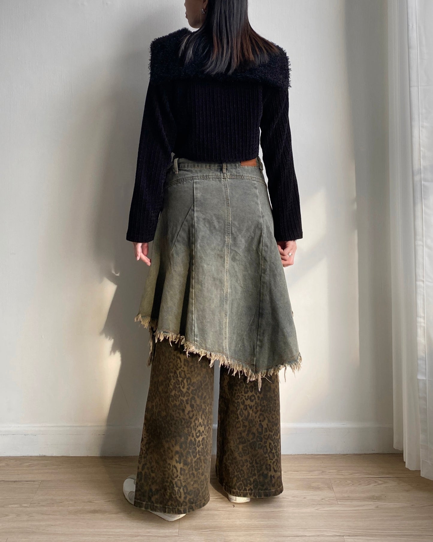 現貨 CD048 momo Cardigan - Khaki | Black