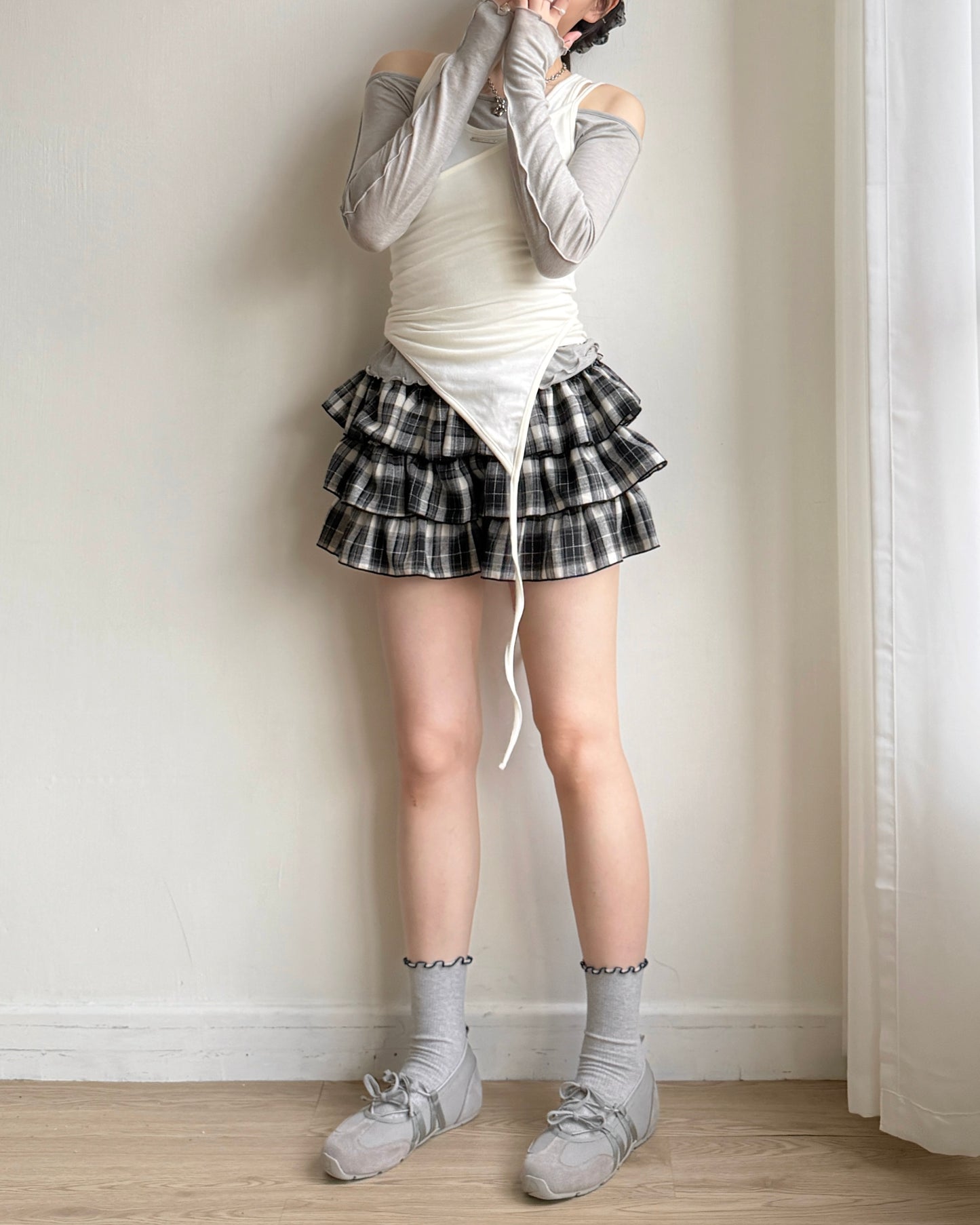 VT260 Layered Vest Set - White | Black | Pink