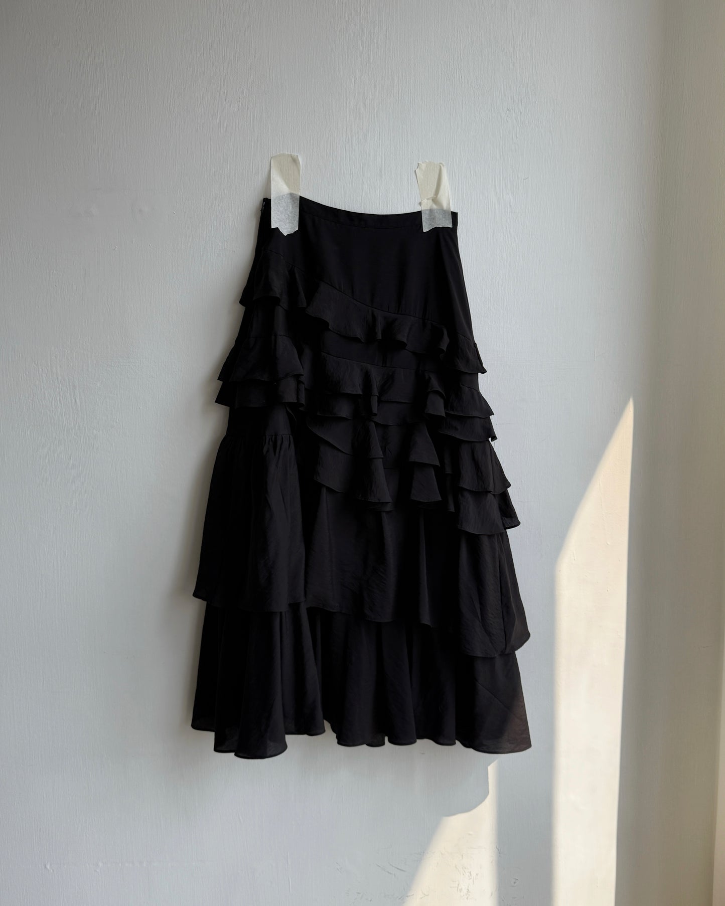 SK218 Ruffle Long Skirt - White | Black