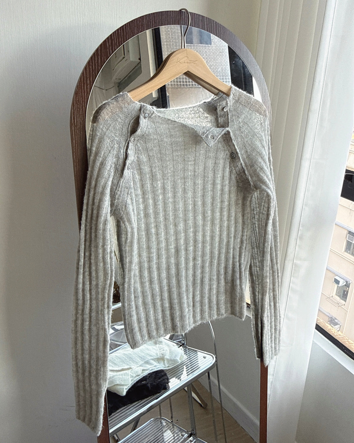 TP624 Fuzzy Rib Button Knit - Gray | Ivory | Black