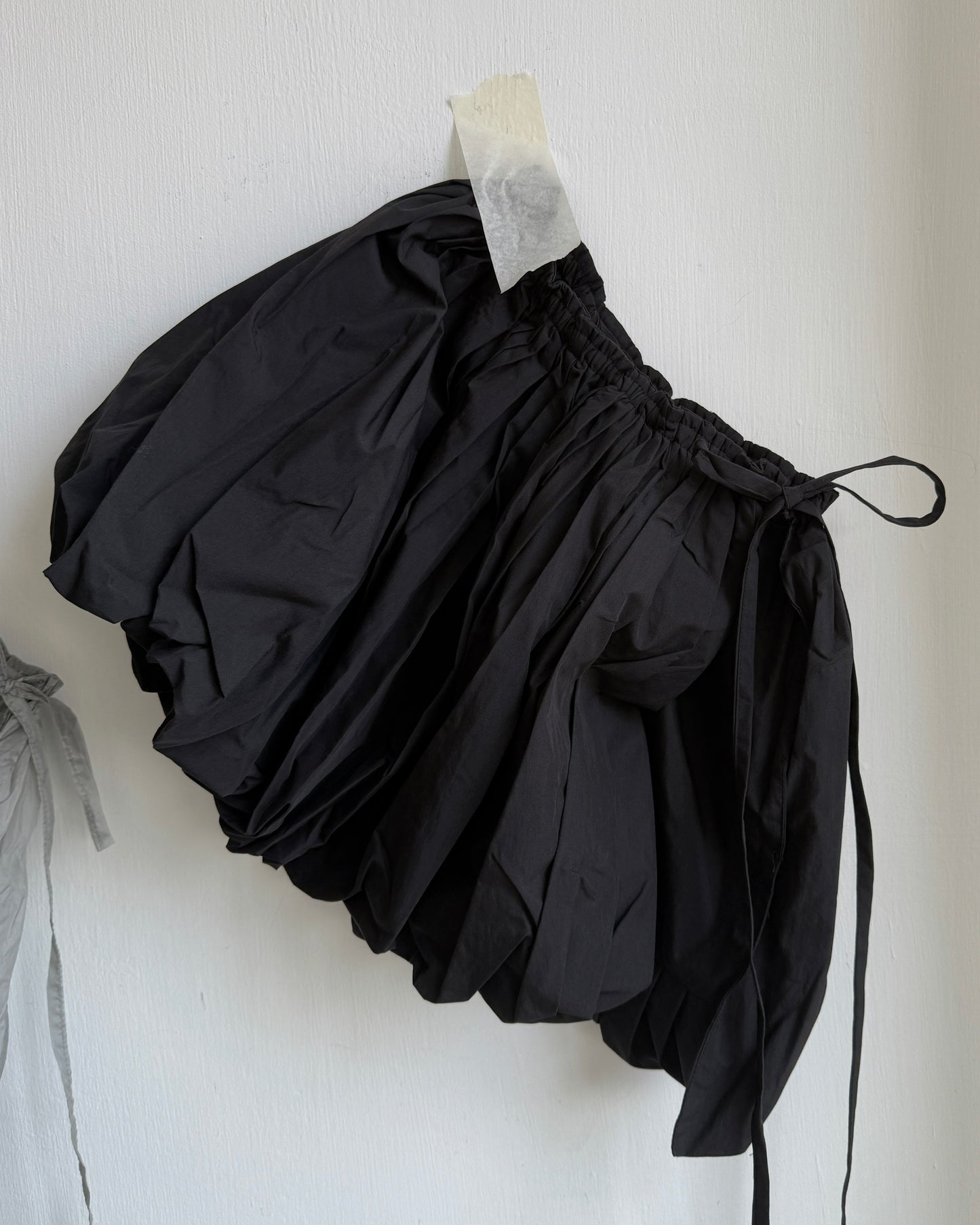 SK221 Balloon Skirt - White | Black | Gray