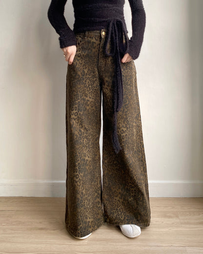 JN056 Leopard Print Jeans - Brown