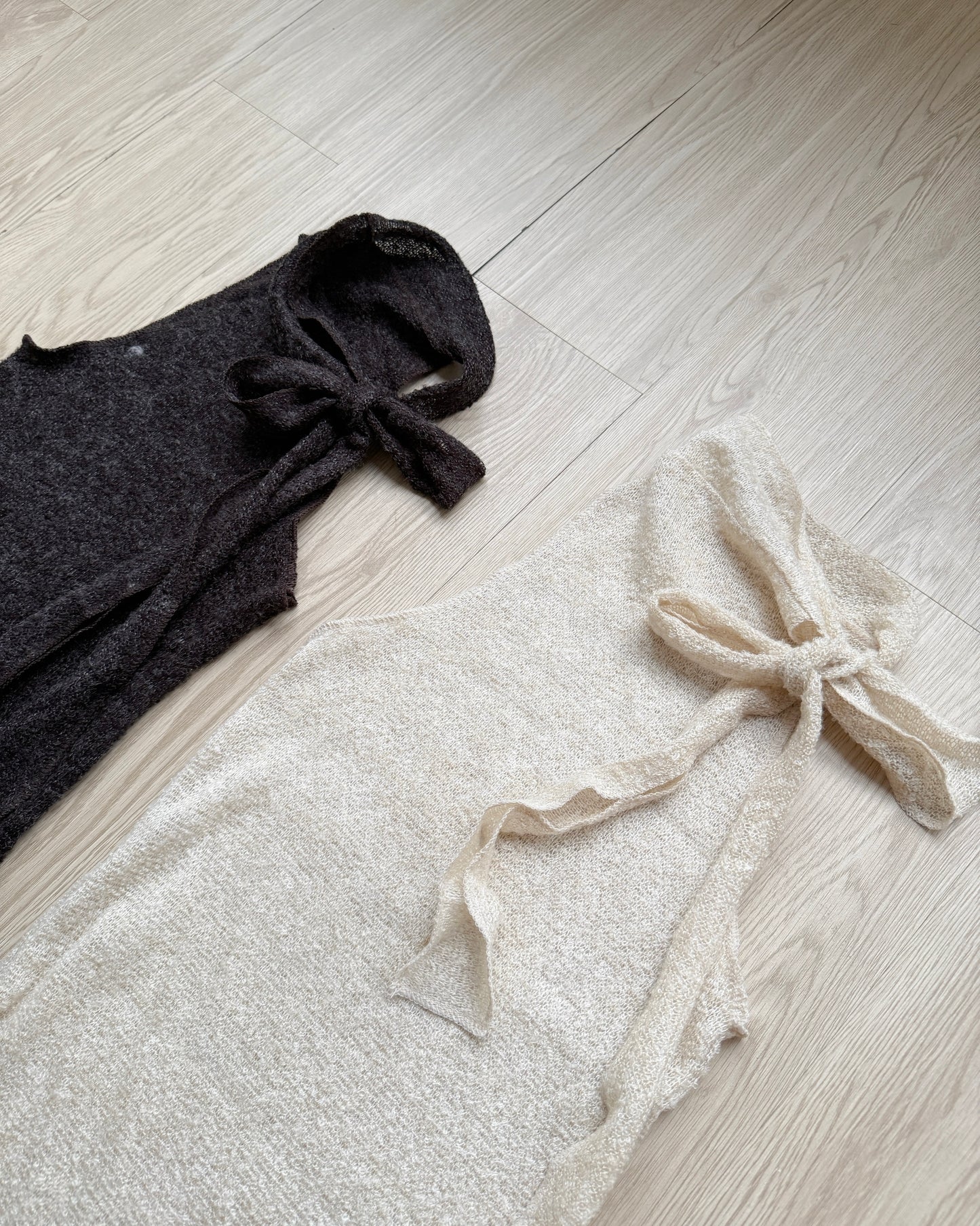 VT266 Ribbon Vest - Ivory | Black