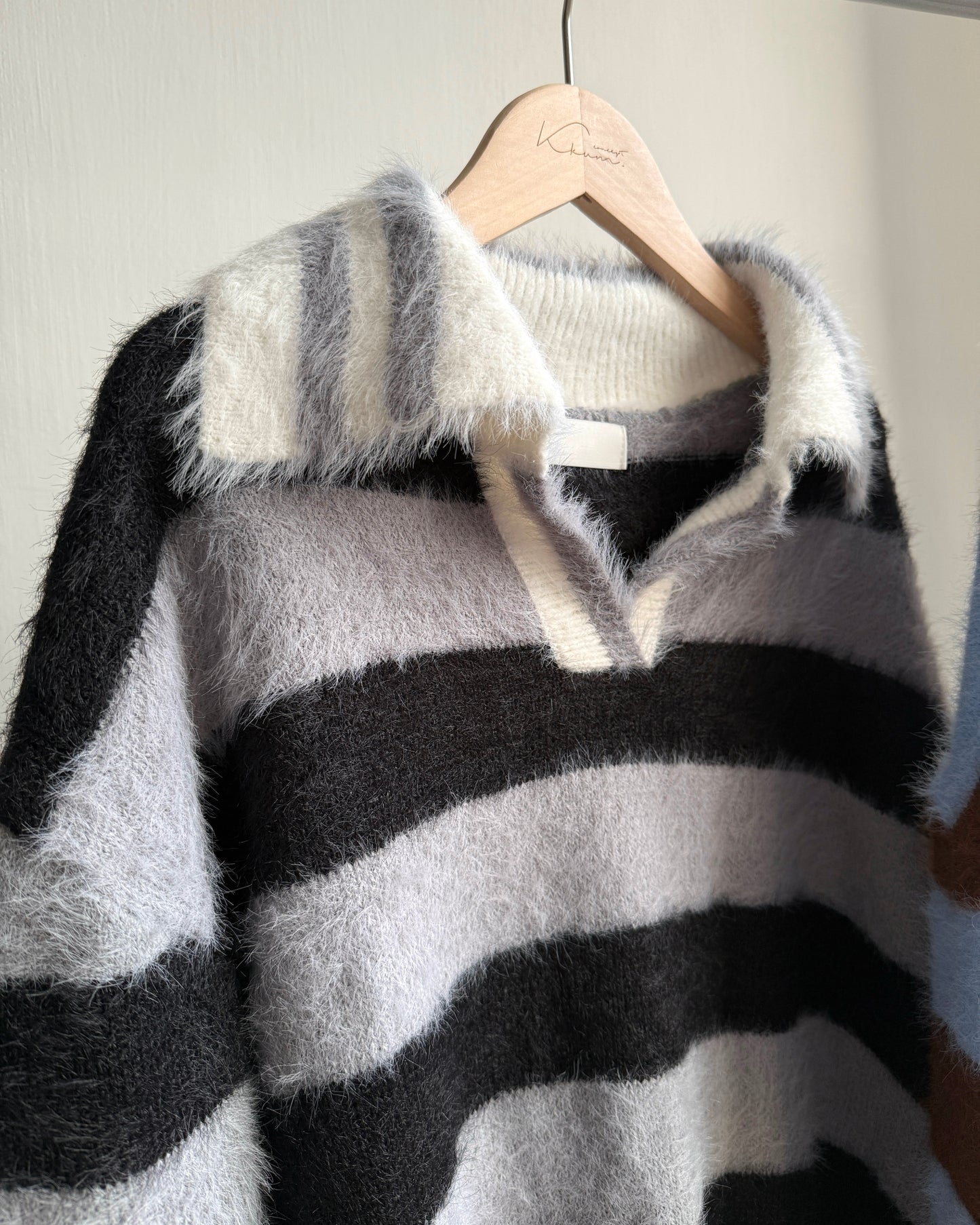 TP556 MoMo Striped Knit - Blue | Black