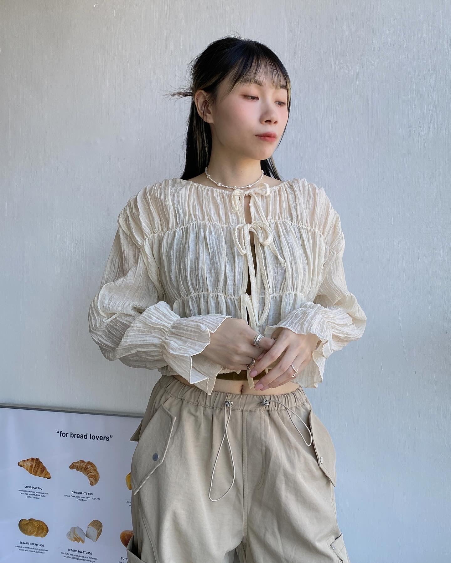 現貨 TP475 Ribbon 2Way Blouse - Ivory | Black