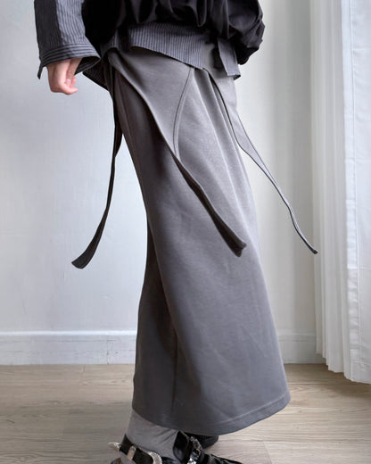 SK203 PePe Skirt - Charcoal | Black