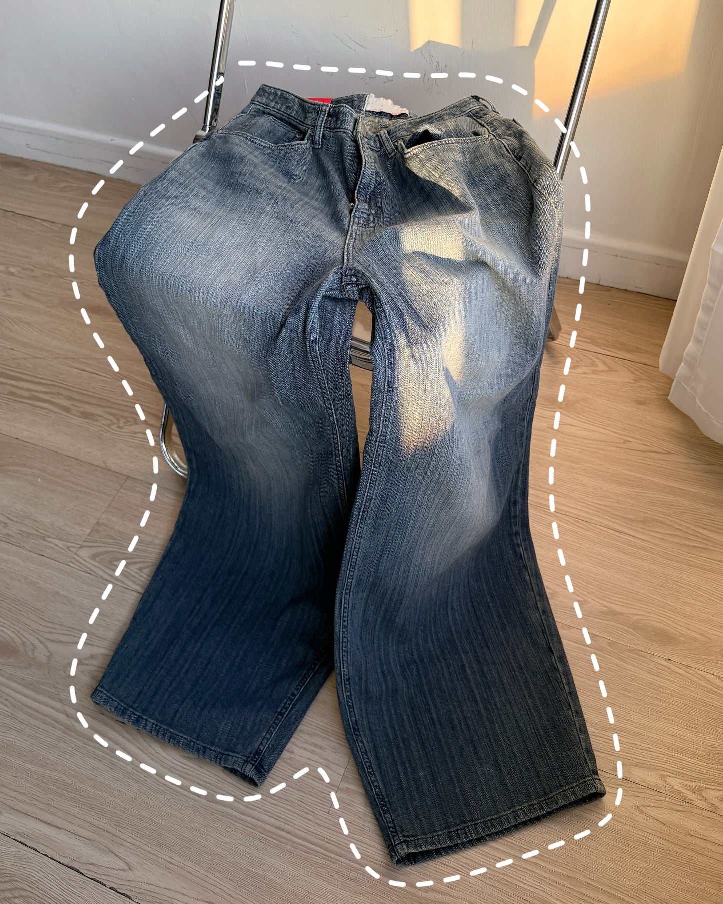 JN063 [ OOTJ ] Vintage Mid-Wash Wide Jeans