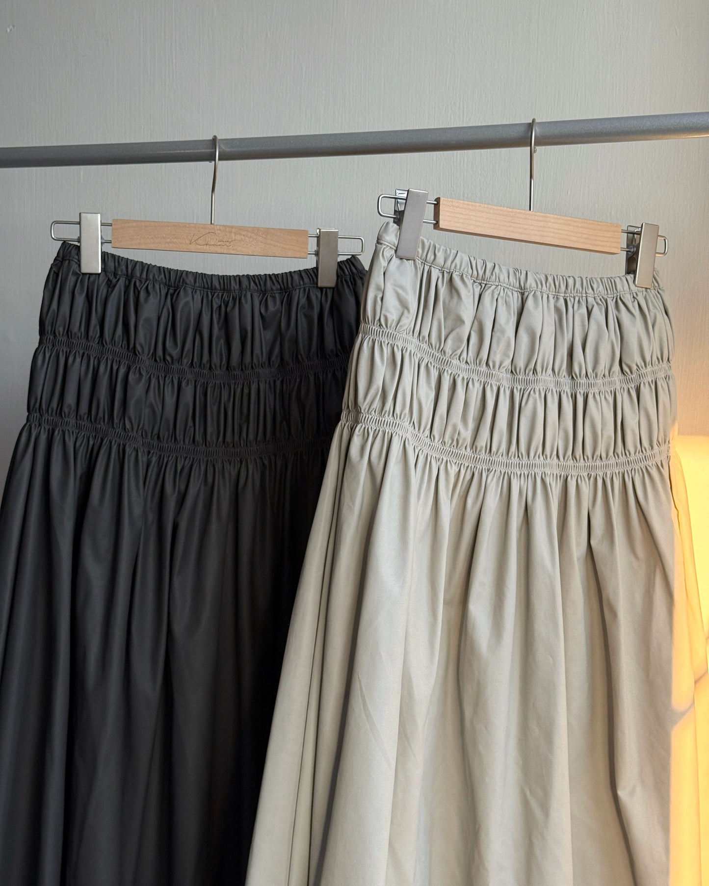 SK212 Maren Skirt - Beige | Charcoal