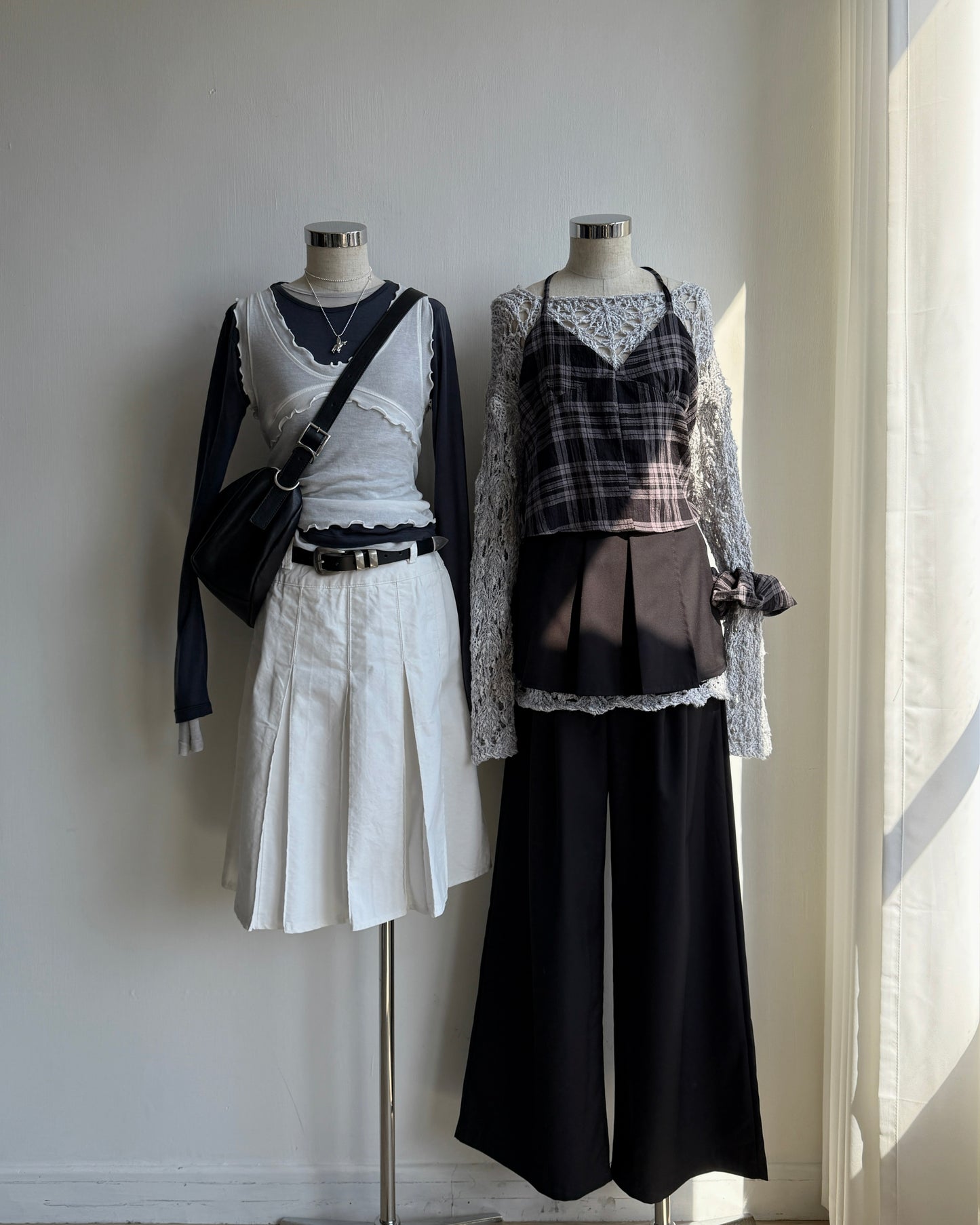 SK214 Pleated skirt - White | Navy | Beige