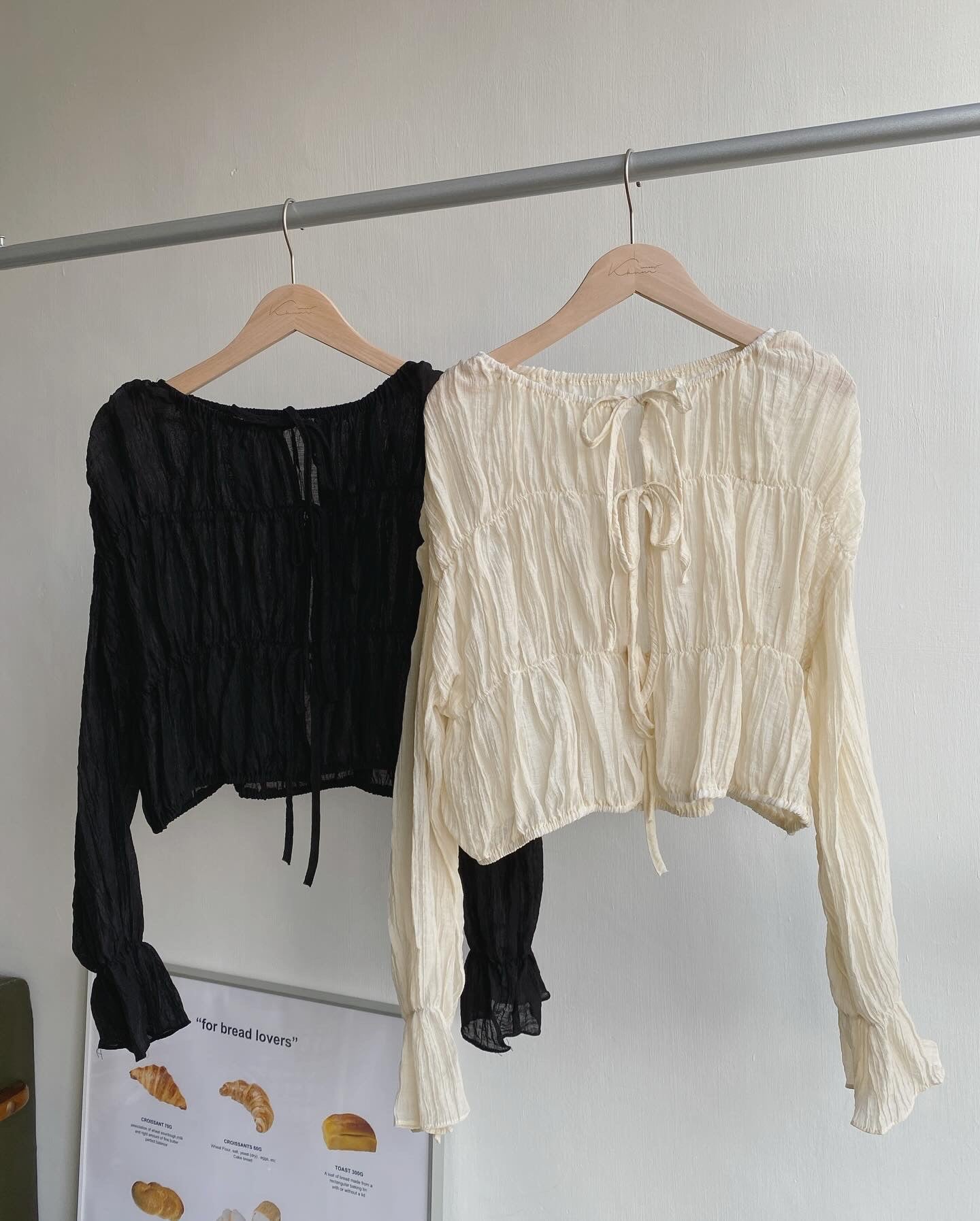 現貨 TP475 Ribbon 2Way Blouse - Ivory | Black