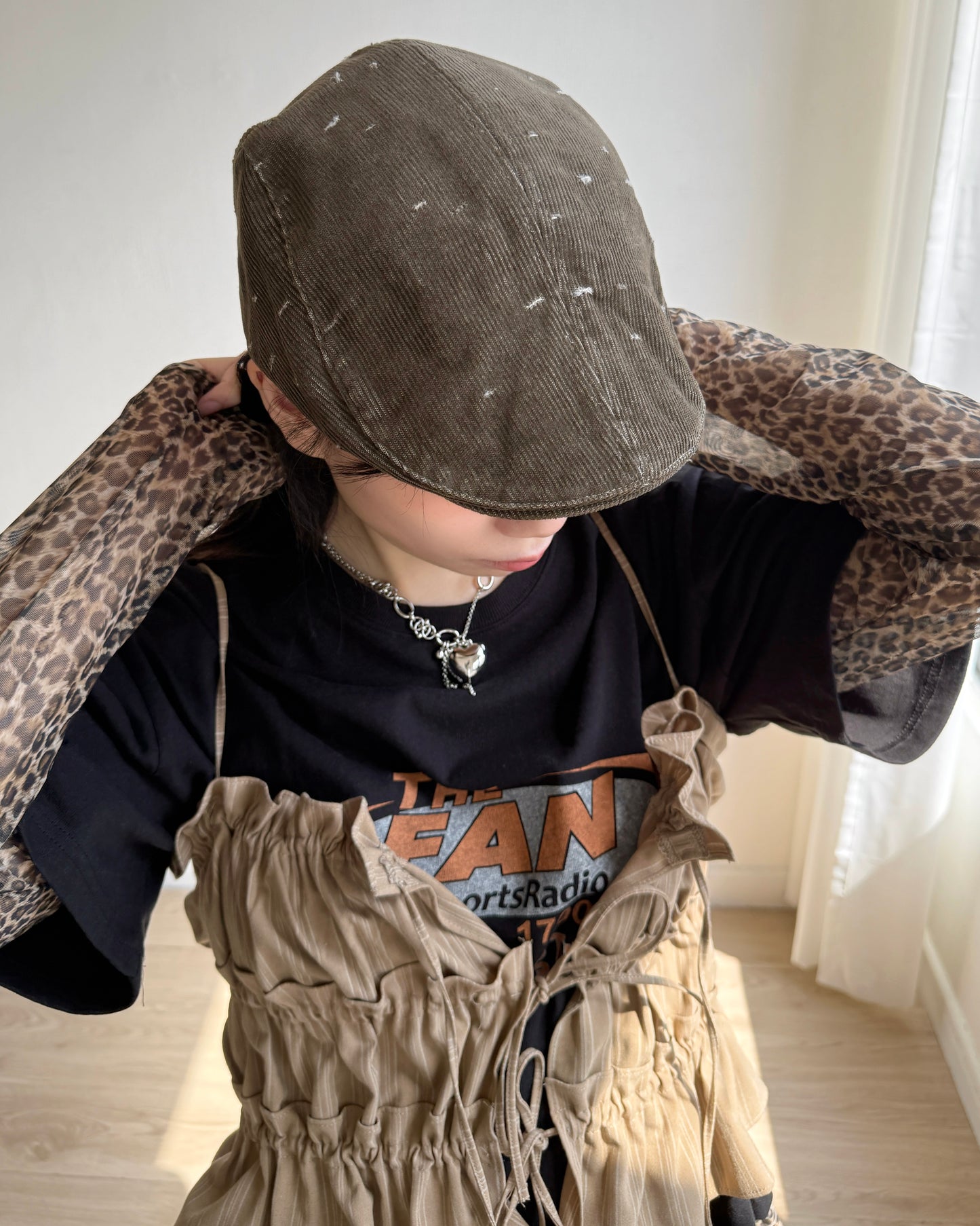 KA374 Cat’s Bean Cup - Khaki | Black