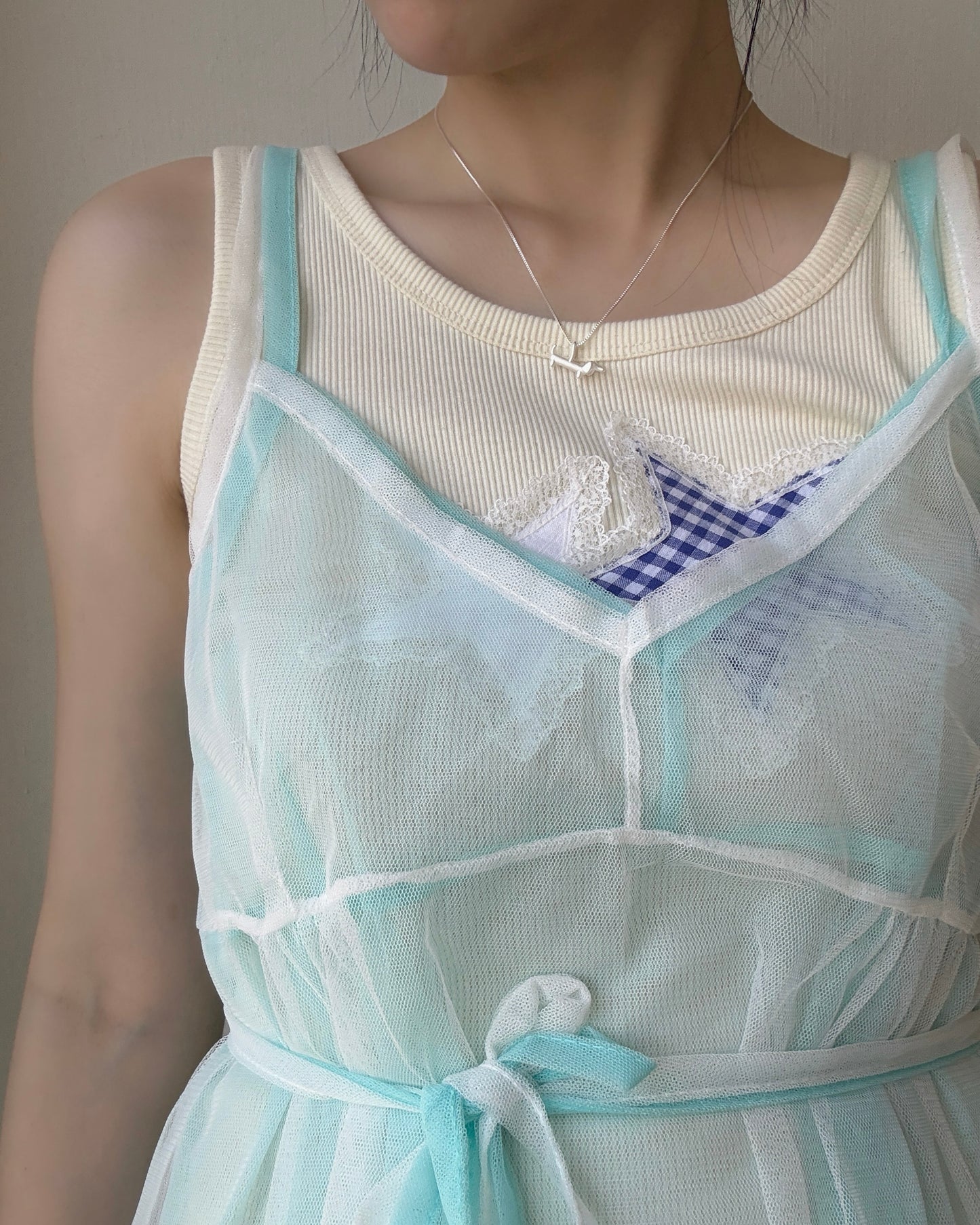 VT310 Mesh Ribbon Vest - White | Turquoise | Pink | Black