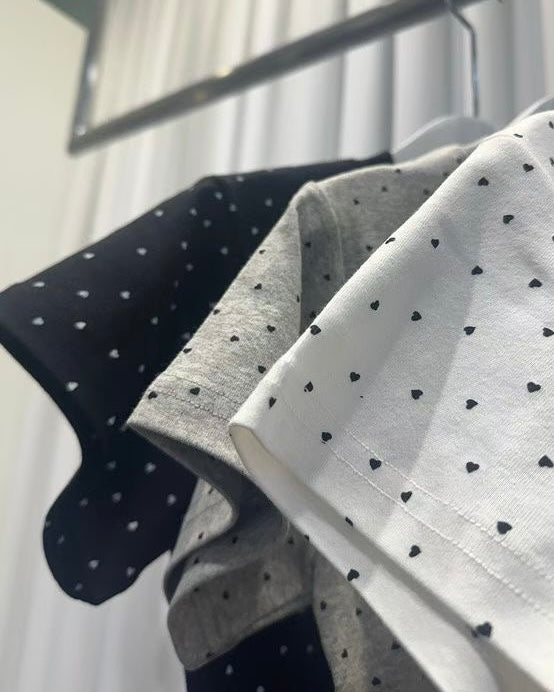 TP565 Many Heart TEE - White | Gray | Black