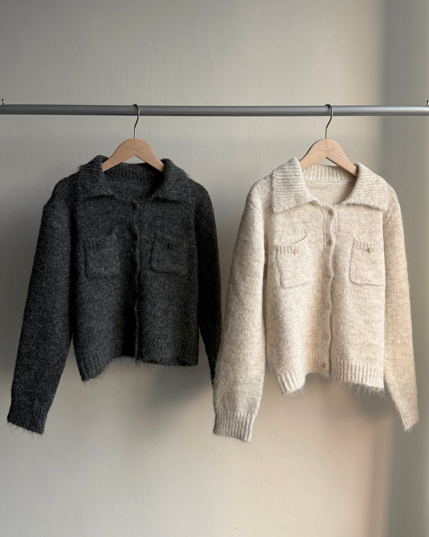 TP561 修身口袋針織上衣 - Ivory | Charcoal