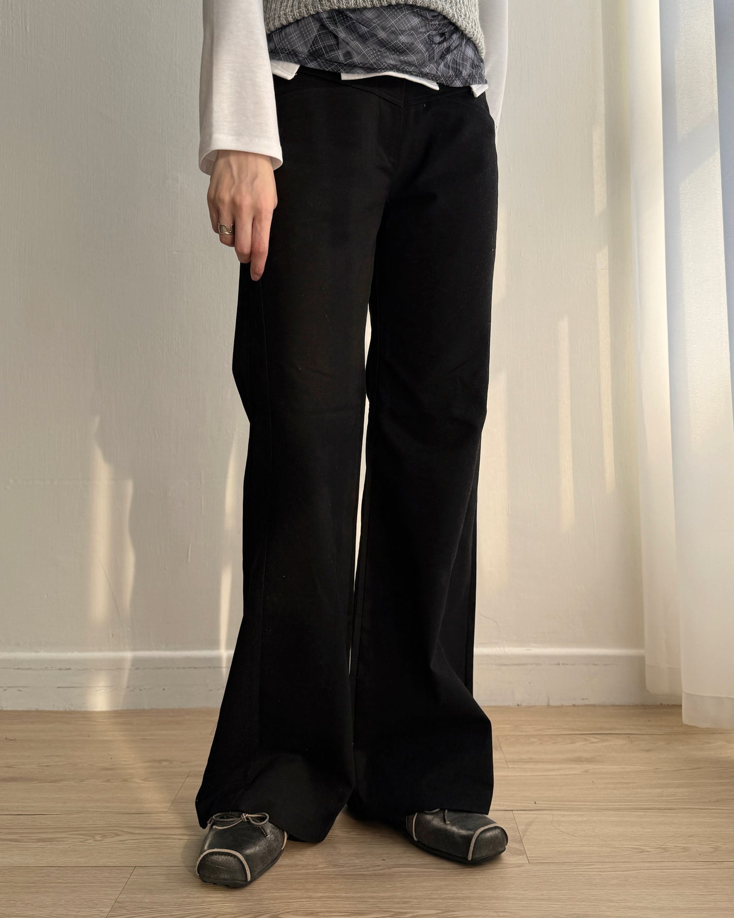 PT078 Flared Pants - Khaki | Black