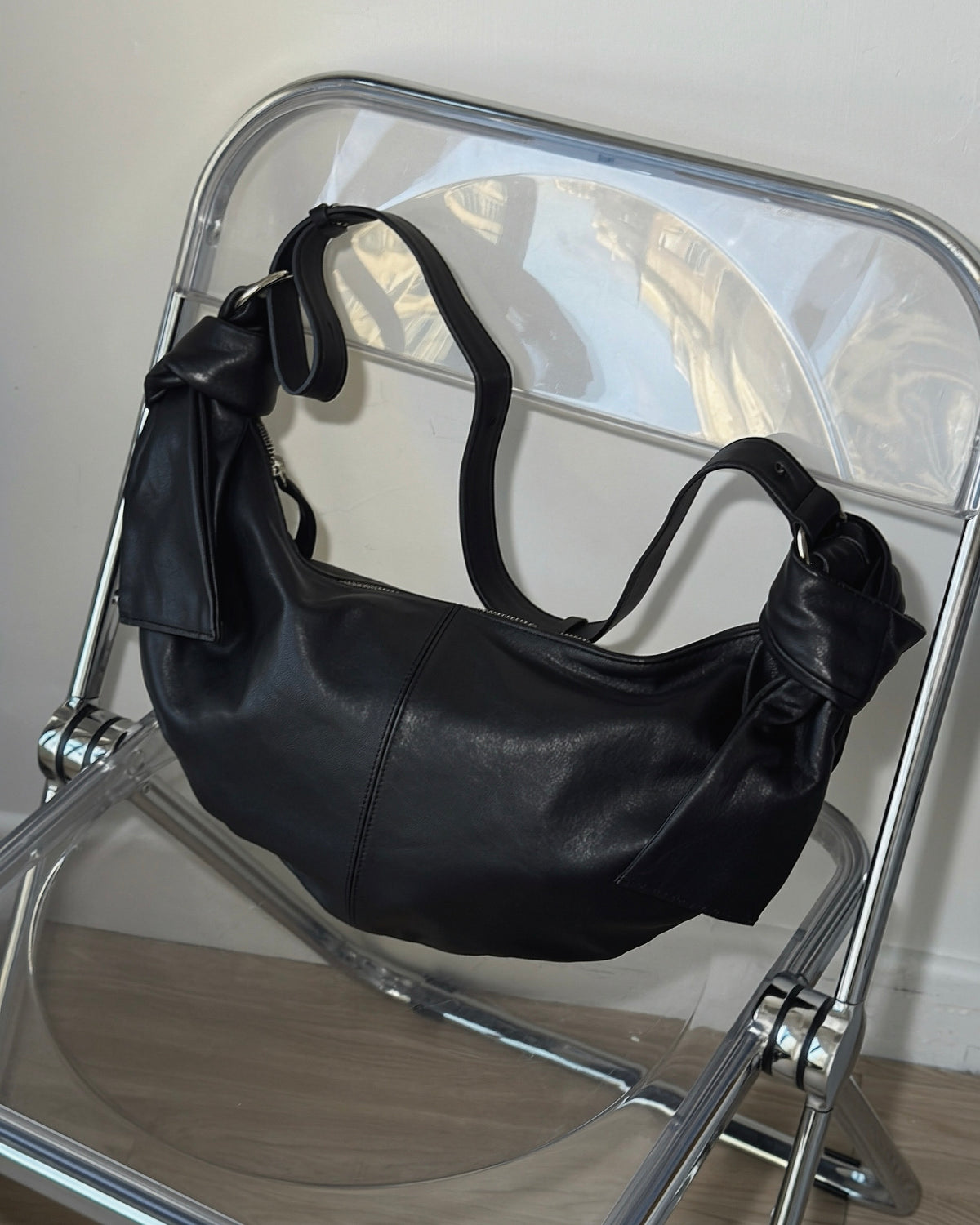 早鳥限定優惠🥨 BG034 Side-Knotted Lambskin Hobod