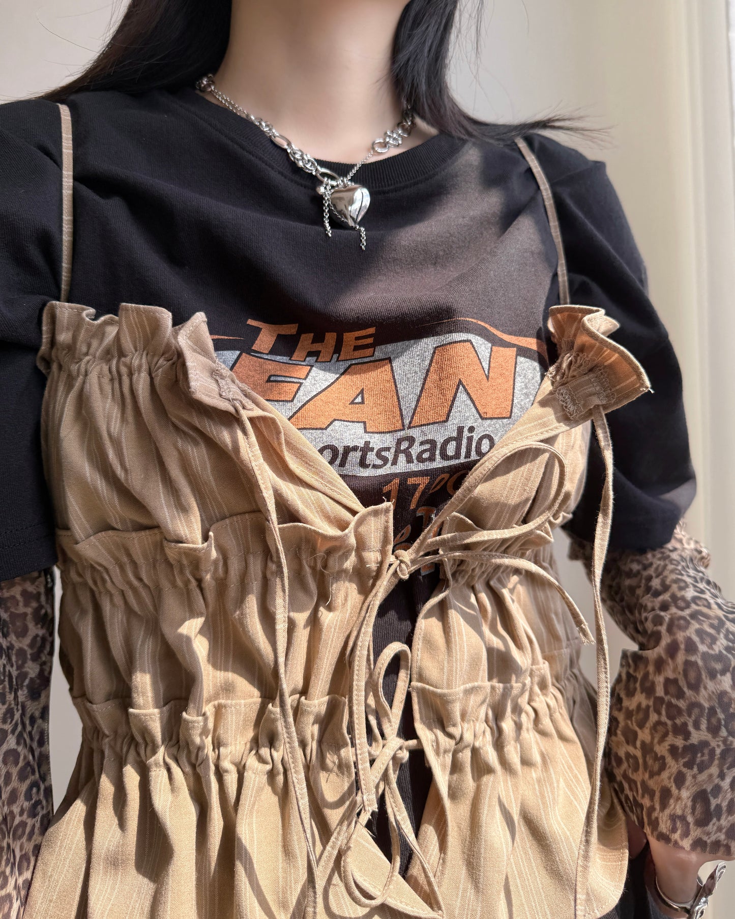 TP552 Layered TEE - Black | White