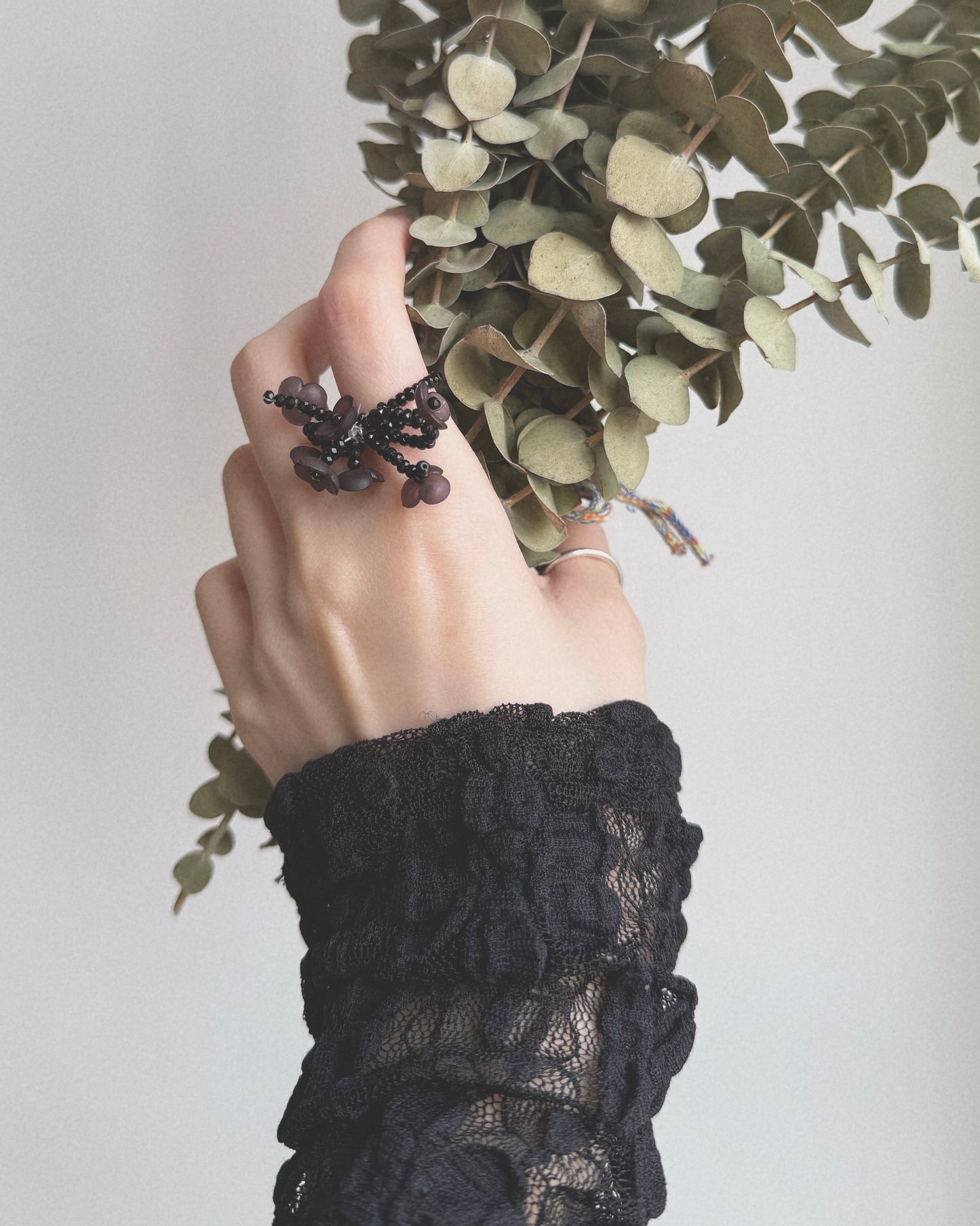 KA398 FAFA Ring - Black | Ivory