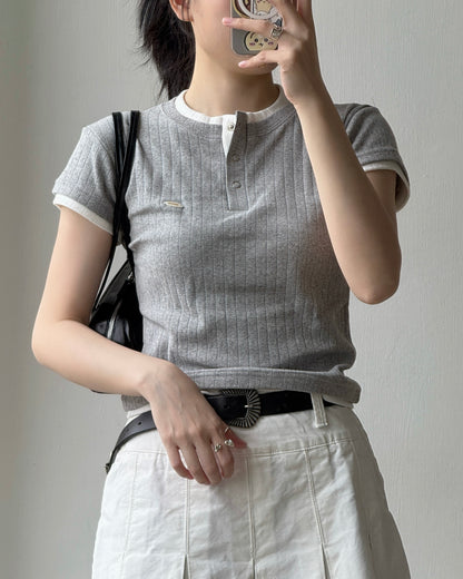 TP590 Layer QQ Top - Gray | White