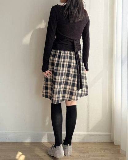 TP564 層次感百搭上衣 - White | Black