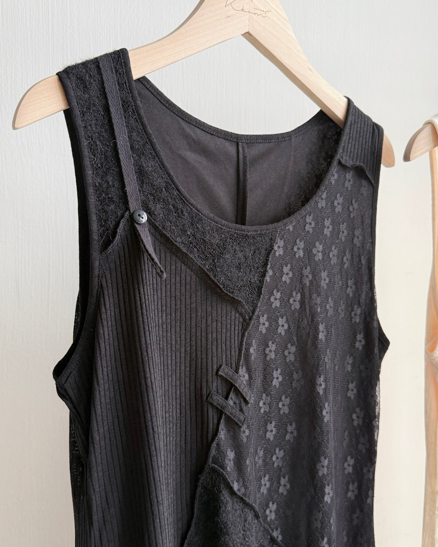 DS285 Lace-trimmed Shirred Patch OPS - Ivory | Black