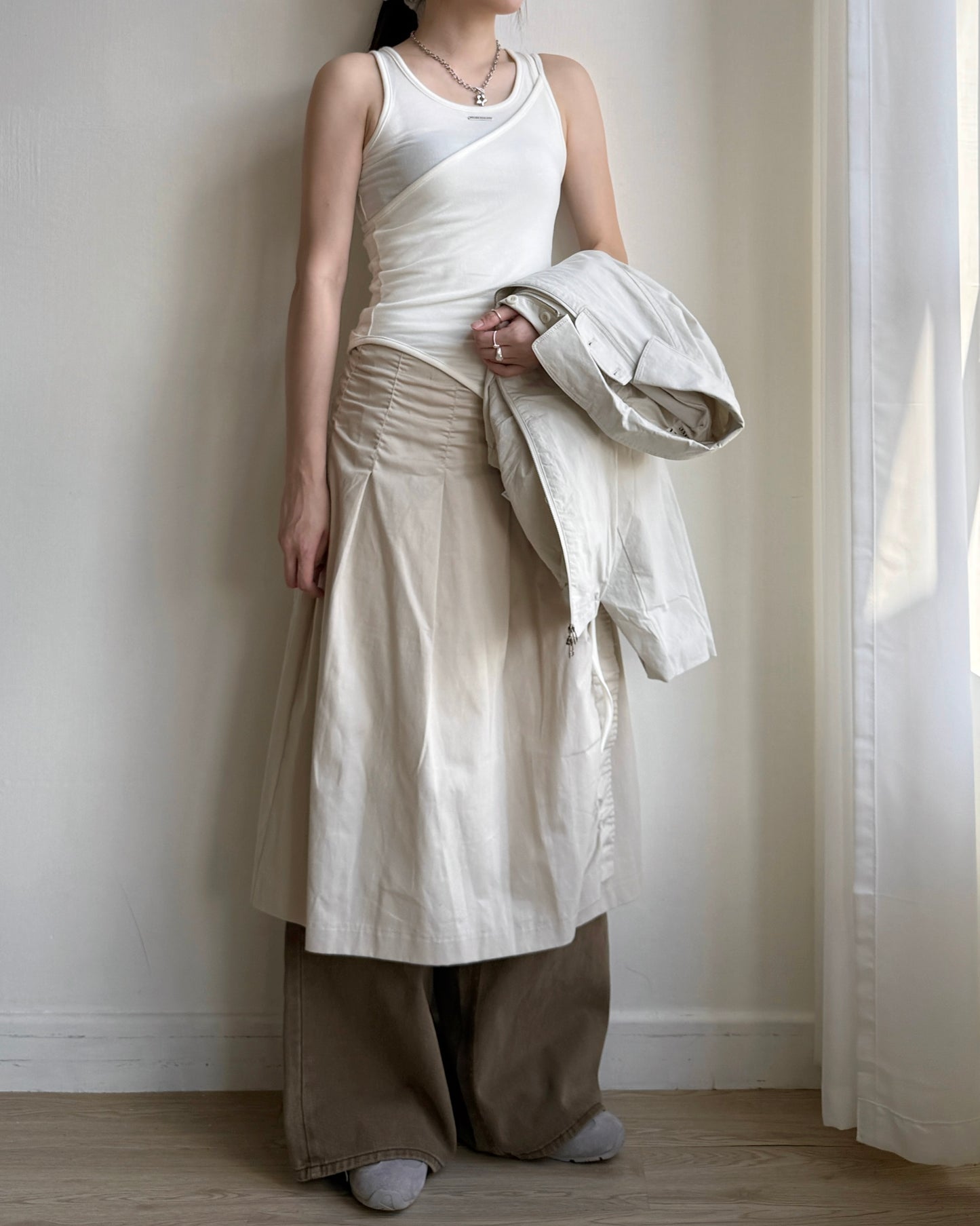 VT260 Layered Vest Set - White | Black | Pink