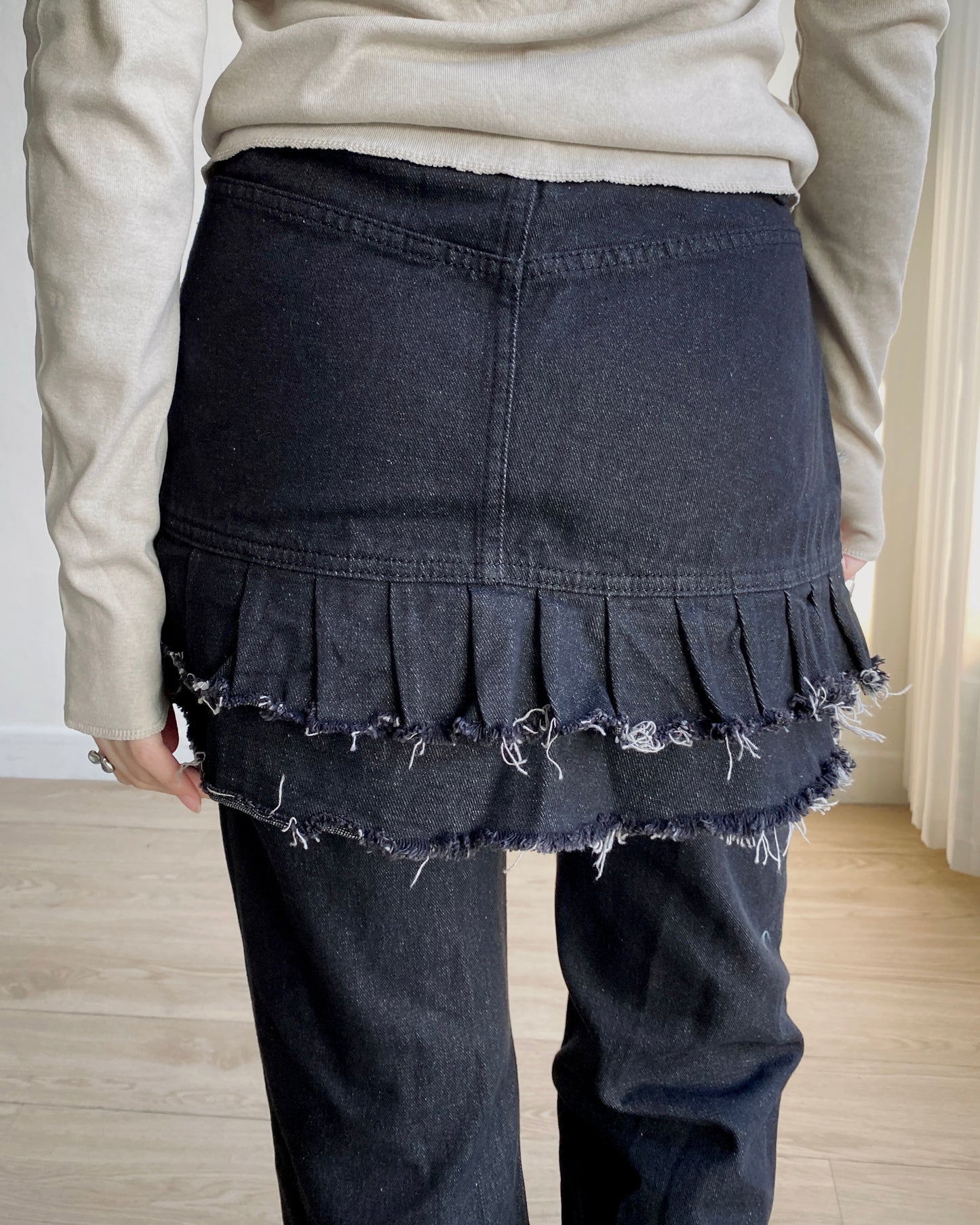 現貨 JN057 Bootcut Jeans - Black