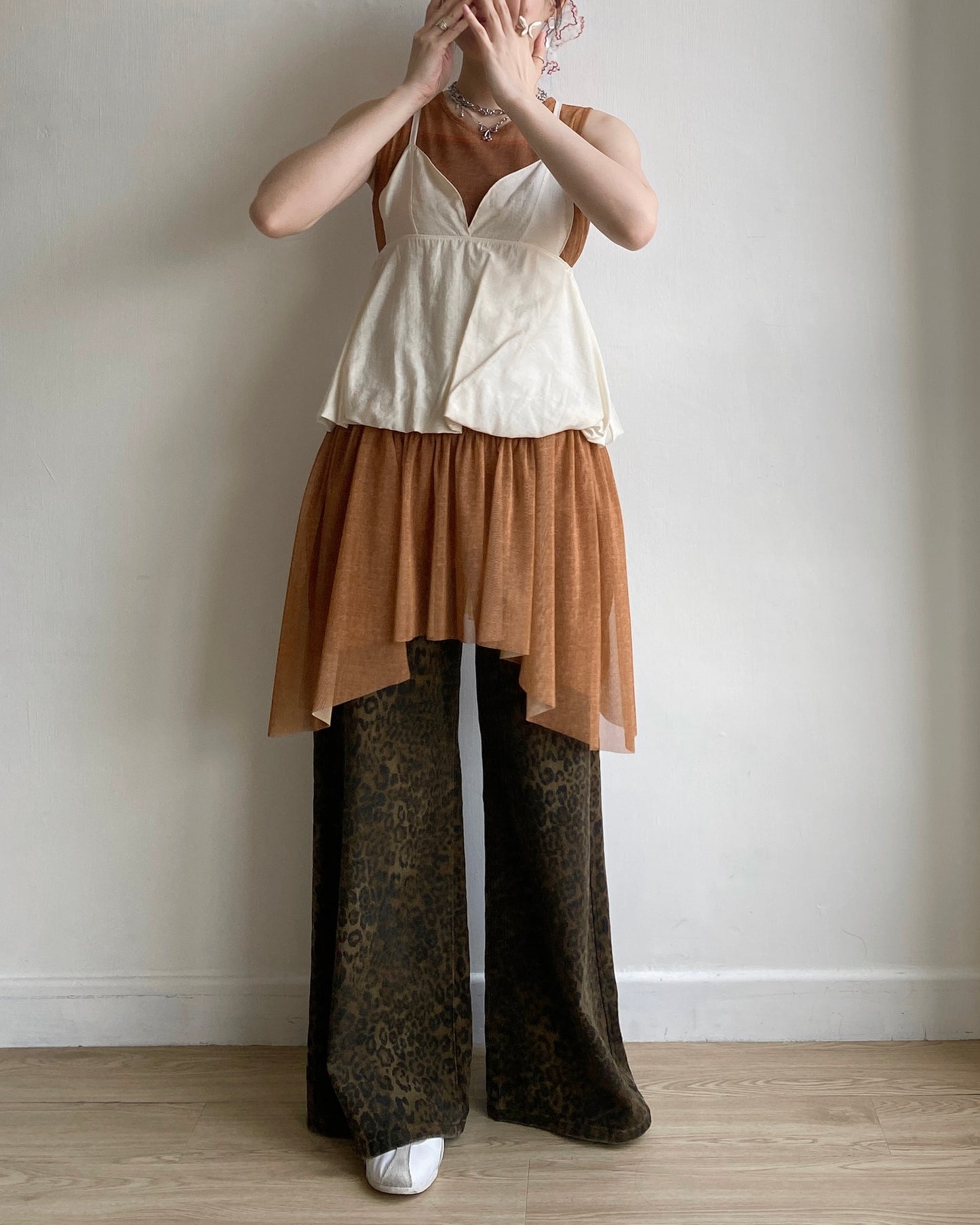 DS270 Sheer Ops - Black | Orange