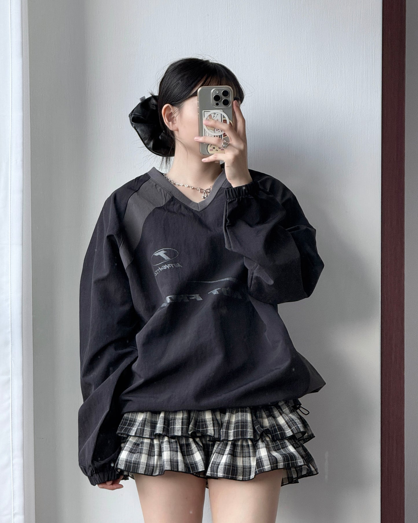 TP550 Nylon Sweatshirt - White | Black